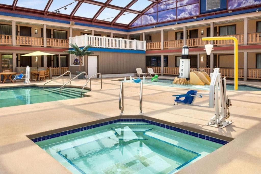 AmericInn by Wyndham La Crosse Riverfront-Conference Center gallery photo in La Crosse, WI — image 24