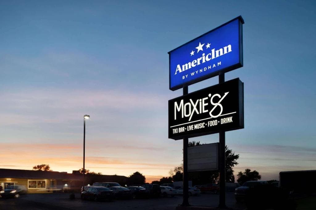 AmericInn by Wyndham La Crosse Riverfront-Conference Center gallery photo in La Crosse, WI — image 37