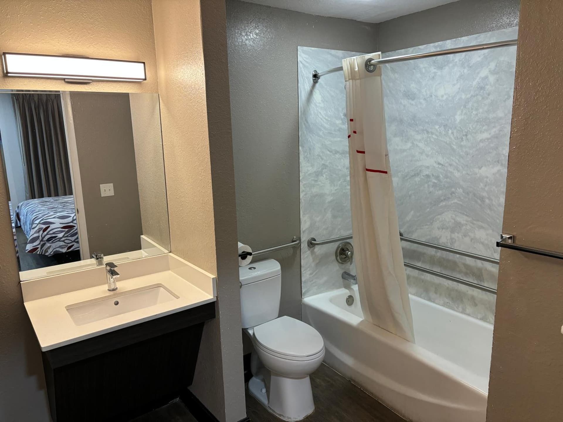 Red Roof Inn Wildwood, FL - The Villages gallery photo in Wildwood, FL — image 15