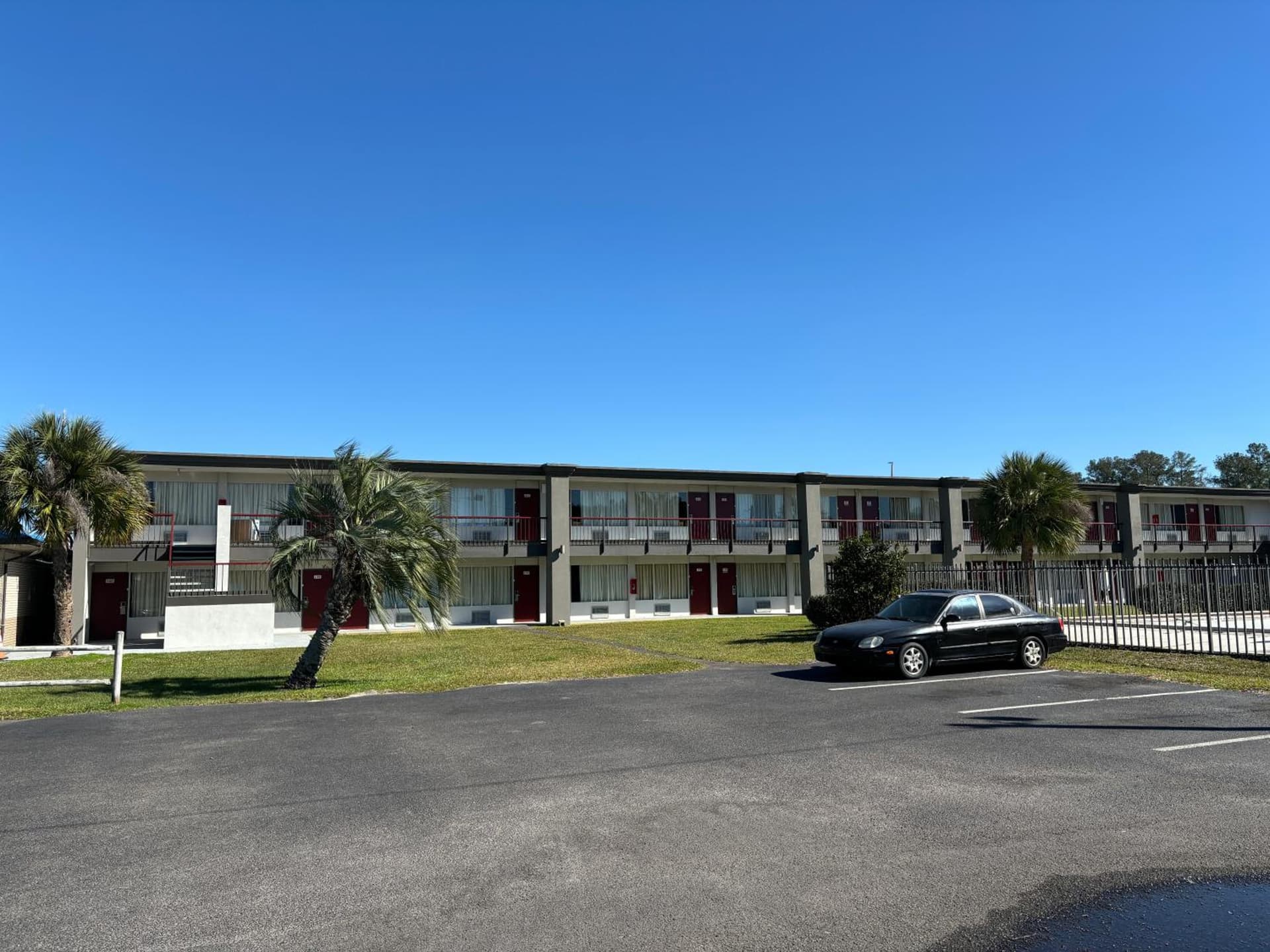 Red Roof Inn Wildwood, FL - The Villages interior in Wildwood, FL — gallery photo 2