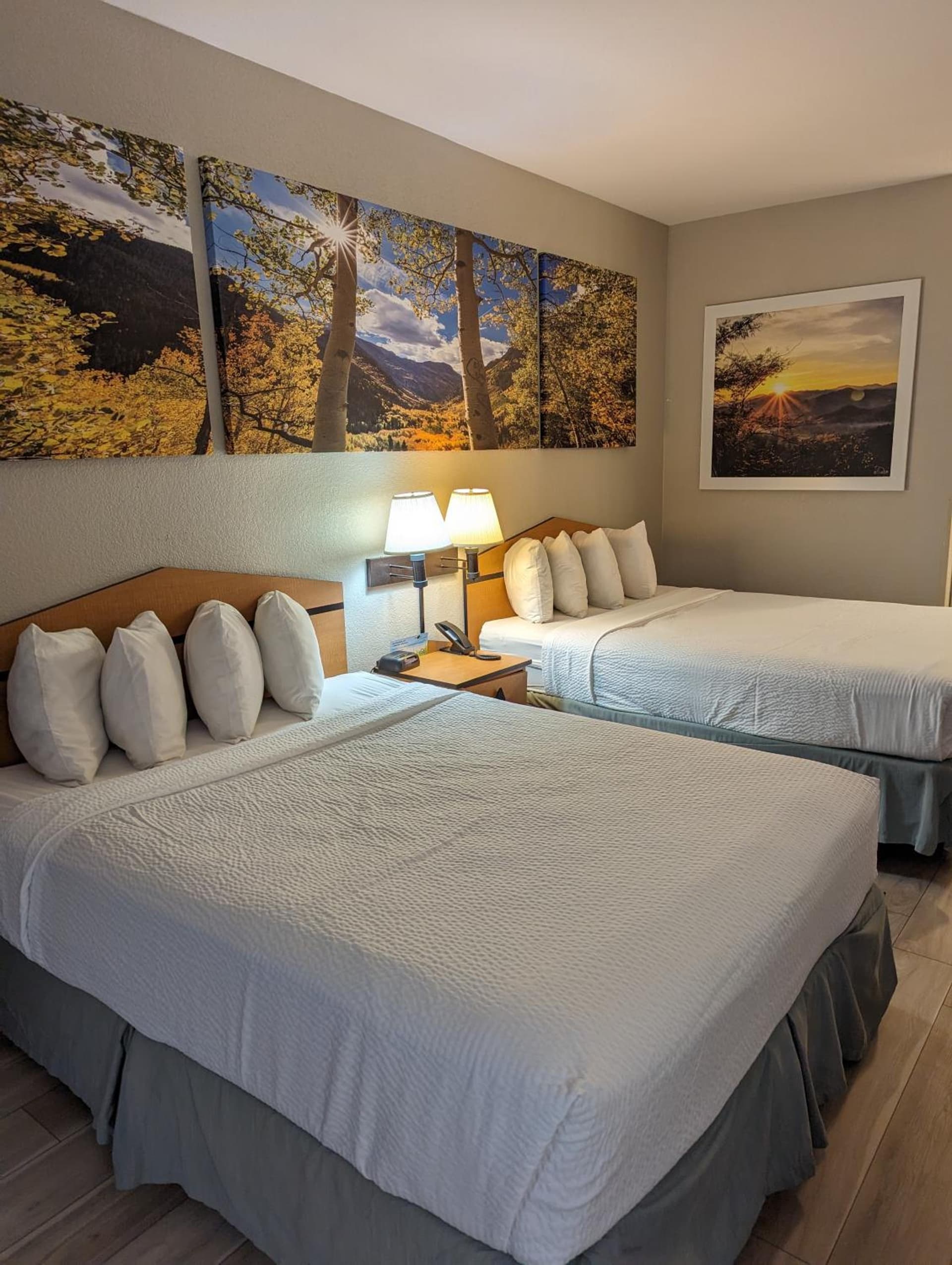 Days Inn & Suites by Wyndham Castle Rock gallery photo in Castle Rock, CO — image 29