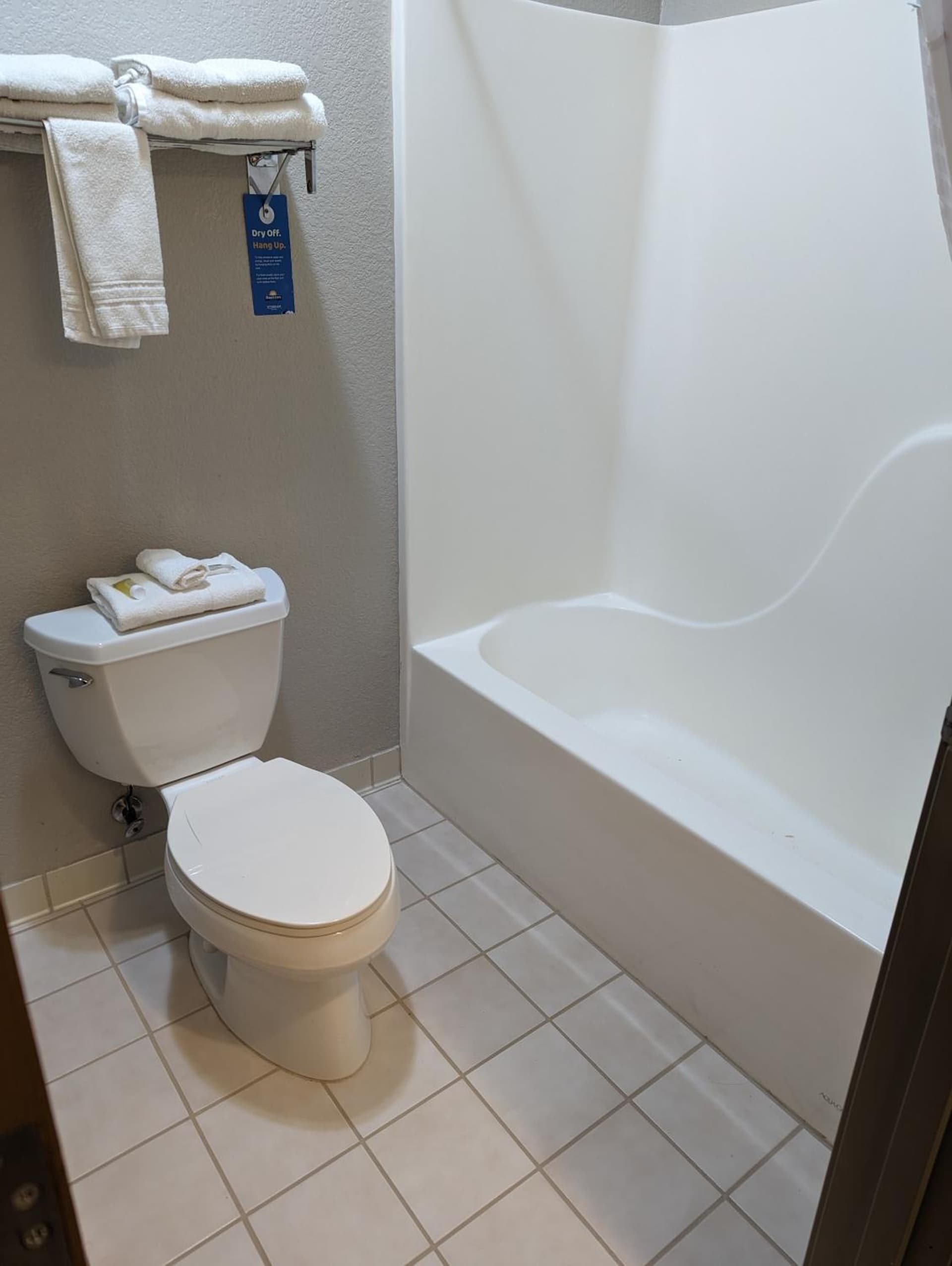 Days Inn & Suites by Wyndham Castle Rock gallery photo in Castle Rock, CO — image 20