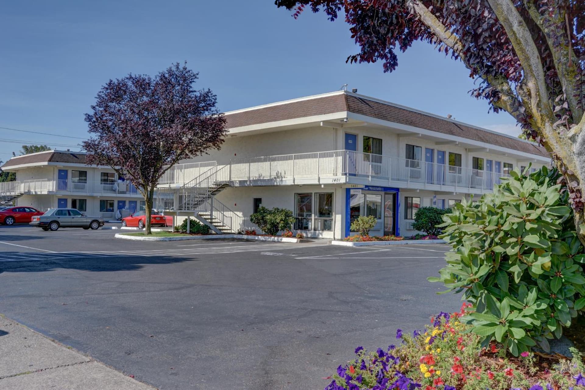 Motel 6-Salem, OR interior in Salem, OR — gallery photo 2