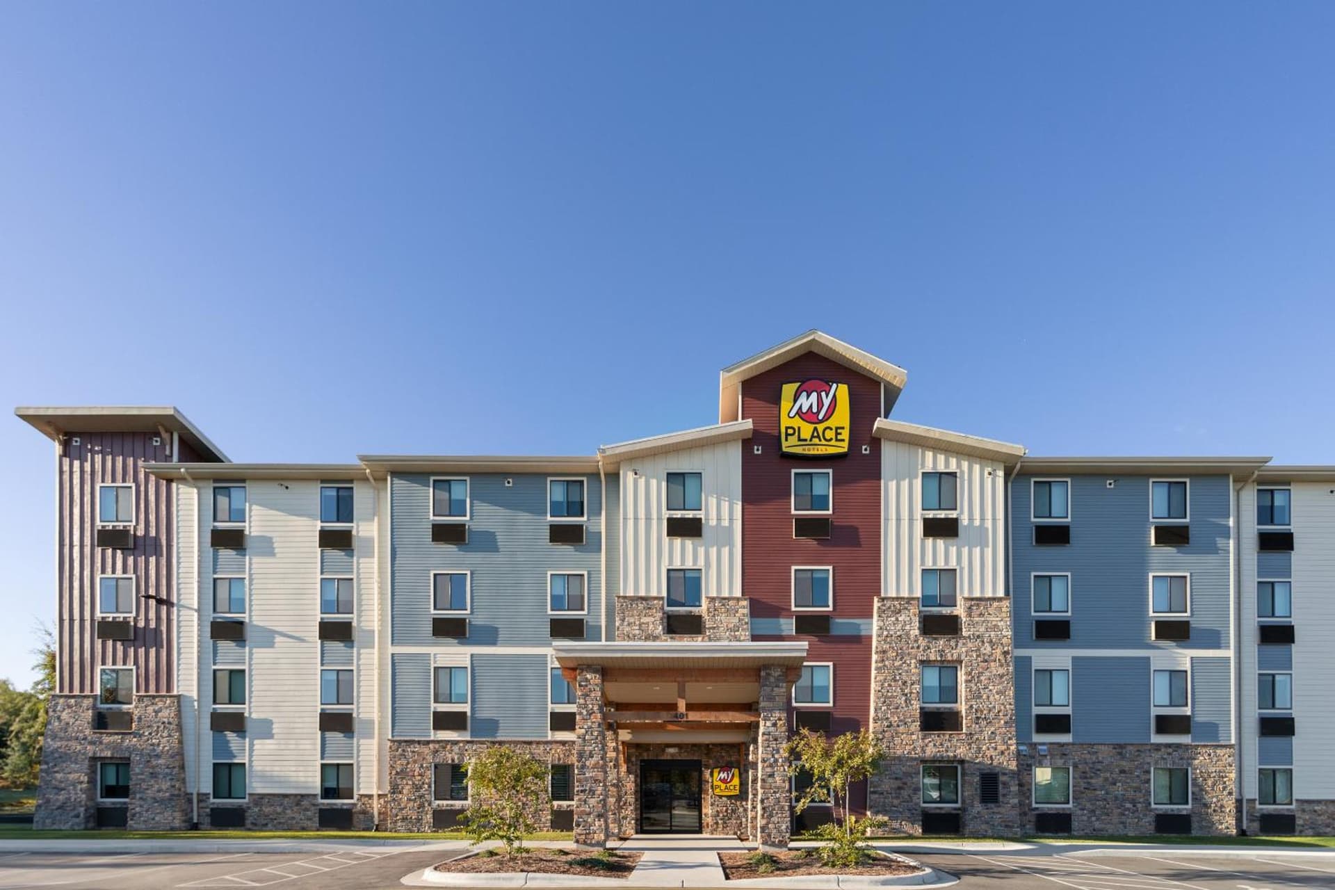 My Place Hotel-Jacksonville-Camp Lejeune, NC interior in Jacksonville, NC — gallery photo 2