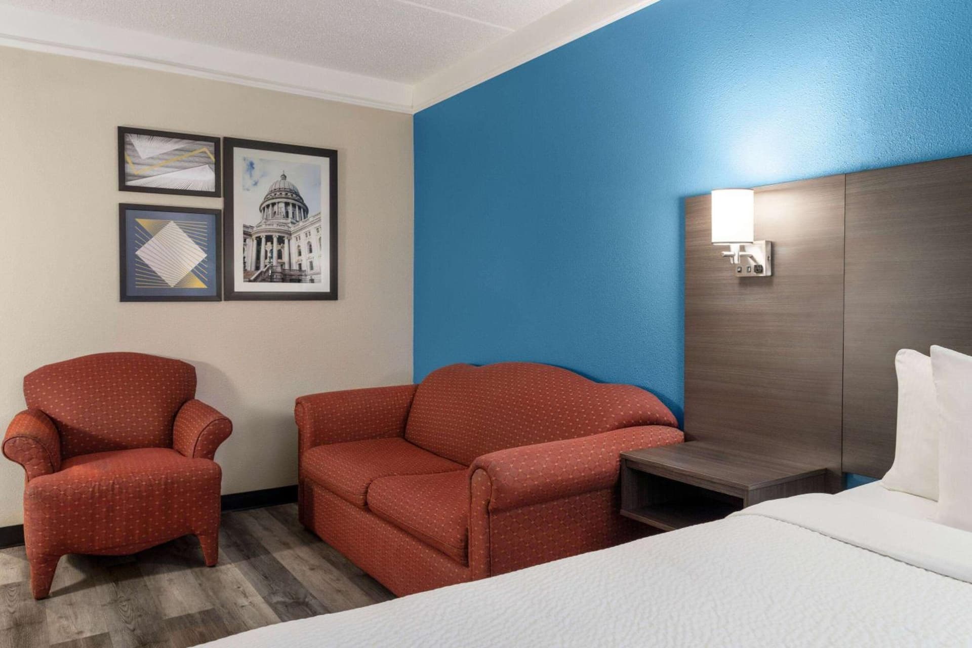 La Quinta by Wyndham Madison American Center gallery photo in Madison, WI — image 19