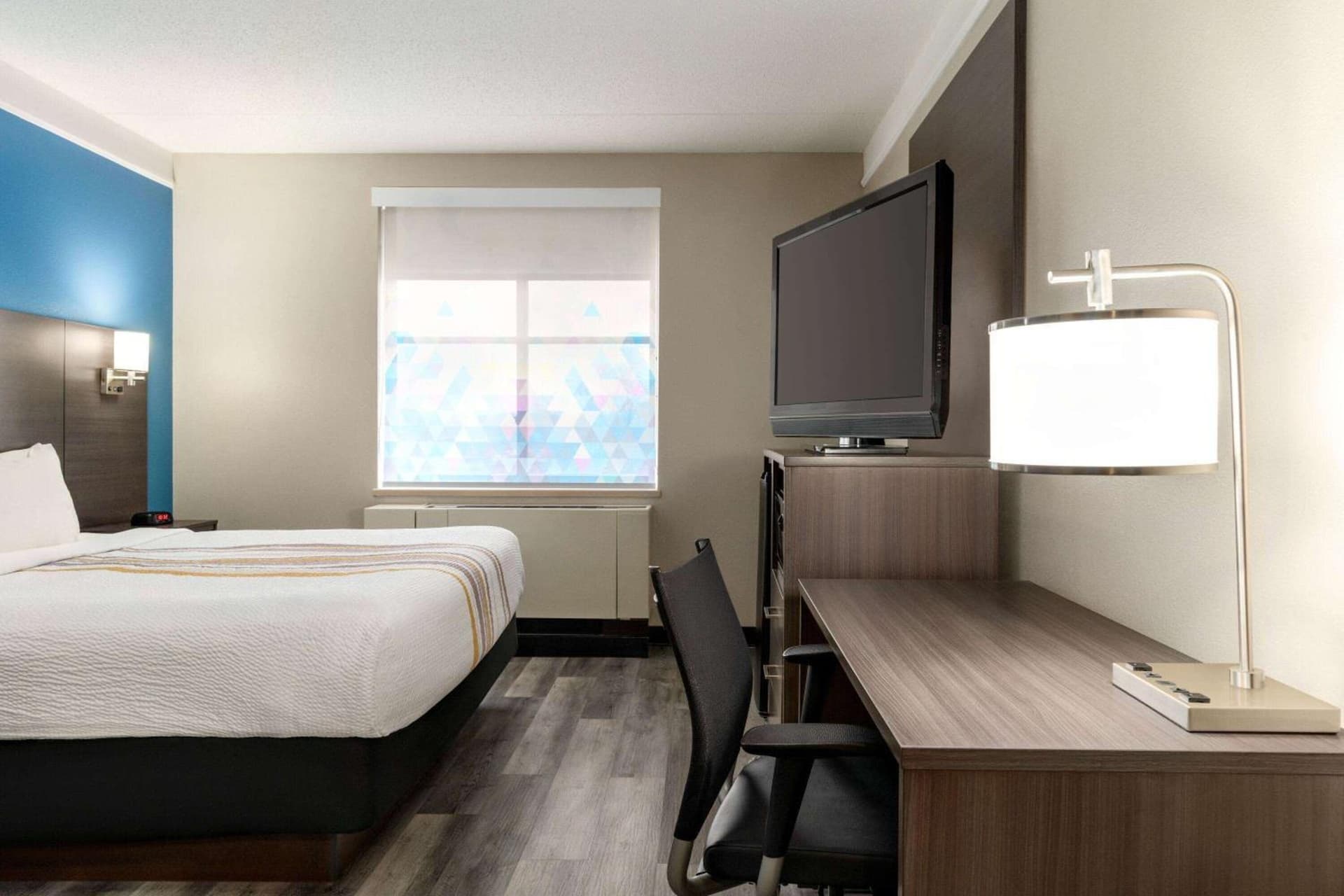 La Quinta by Wyndham Madison American Center gallery photo in Madison, WI — image 7