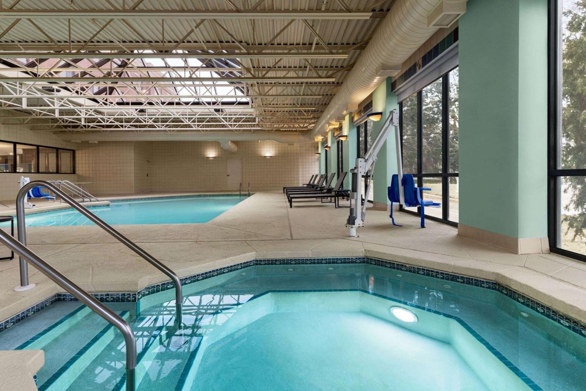 La Quinta by Wyndham Madison American Center gallery photo in Madison, WI — image 30
