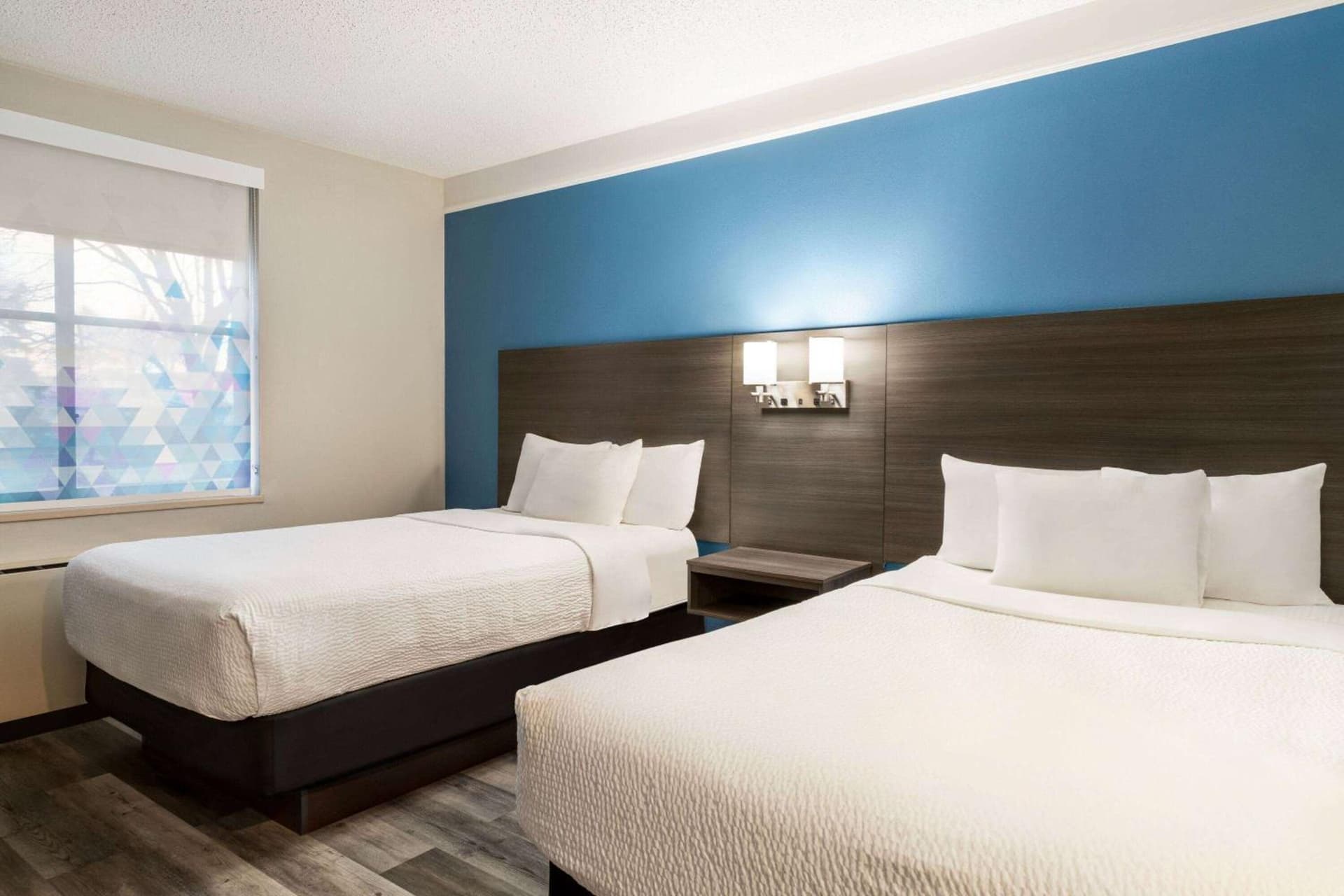 La Quinta by Wyndham Madison American Center gallery photo in Madison, WI — image 10