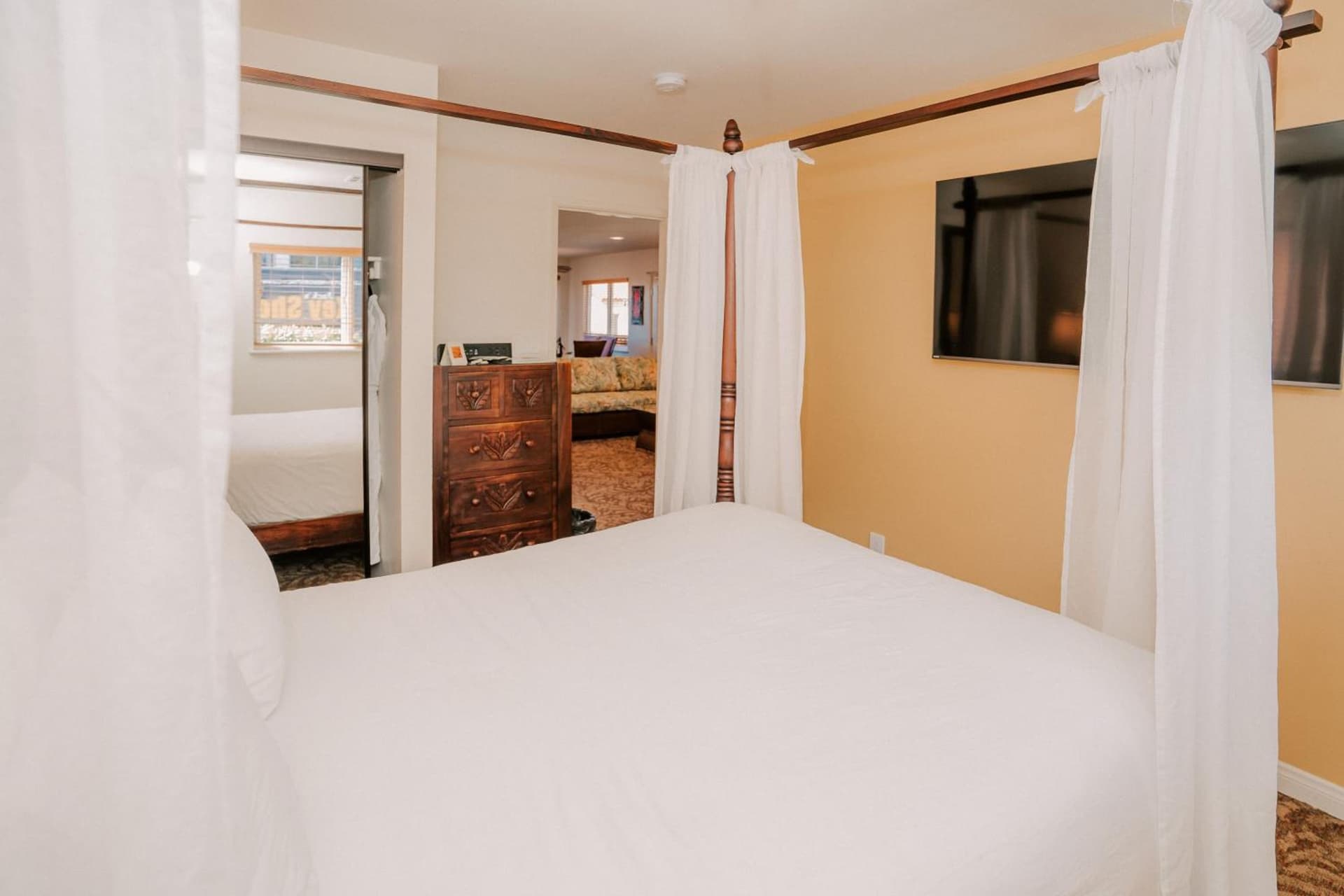 Pantai Inn gallery photo in San Diego, CA — image 137