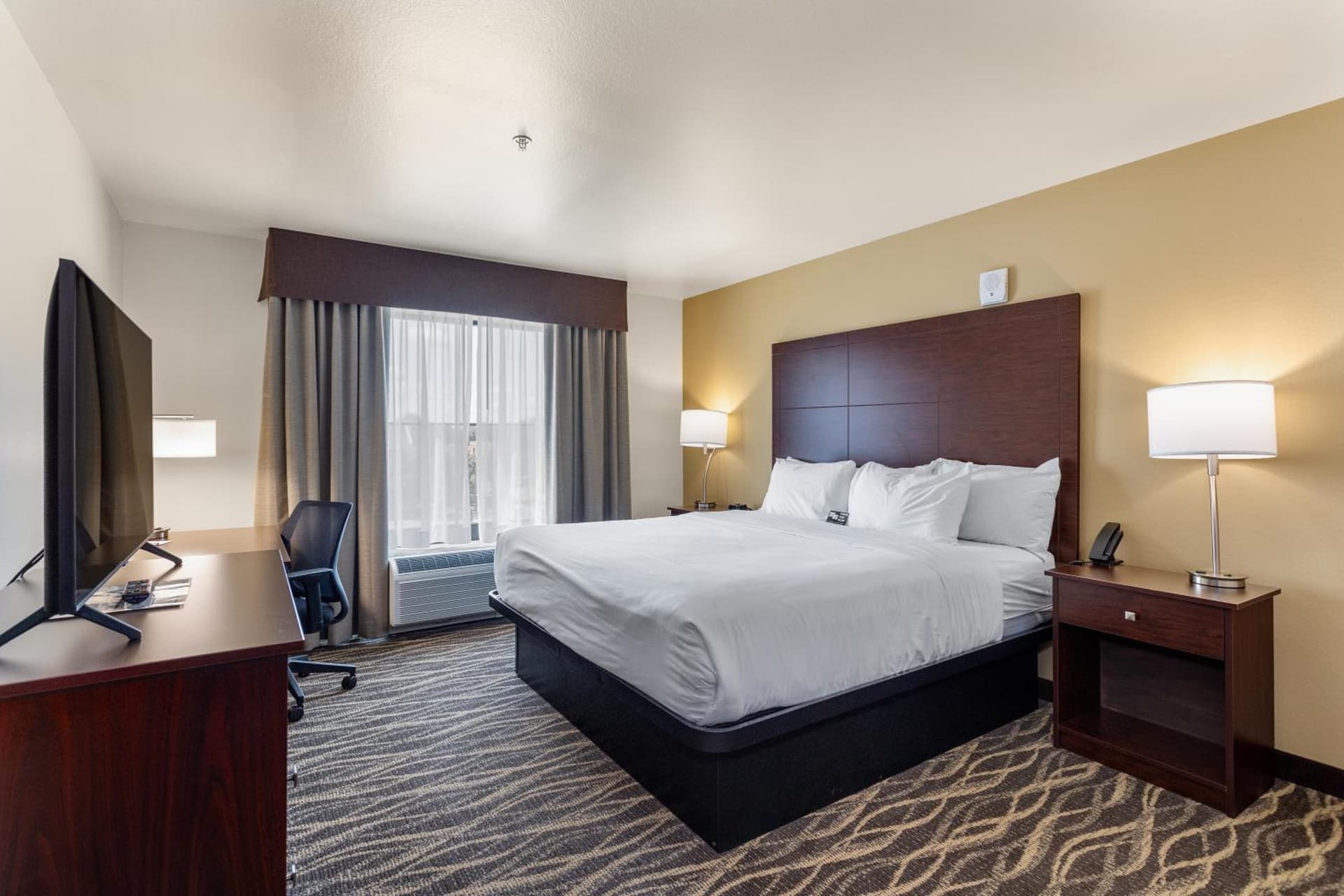 Cobblestone Hotel & Suites - Lynden property views in Lynden, WA — gallery photo 3