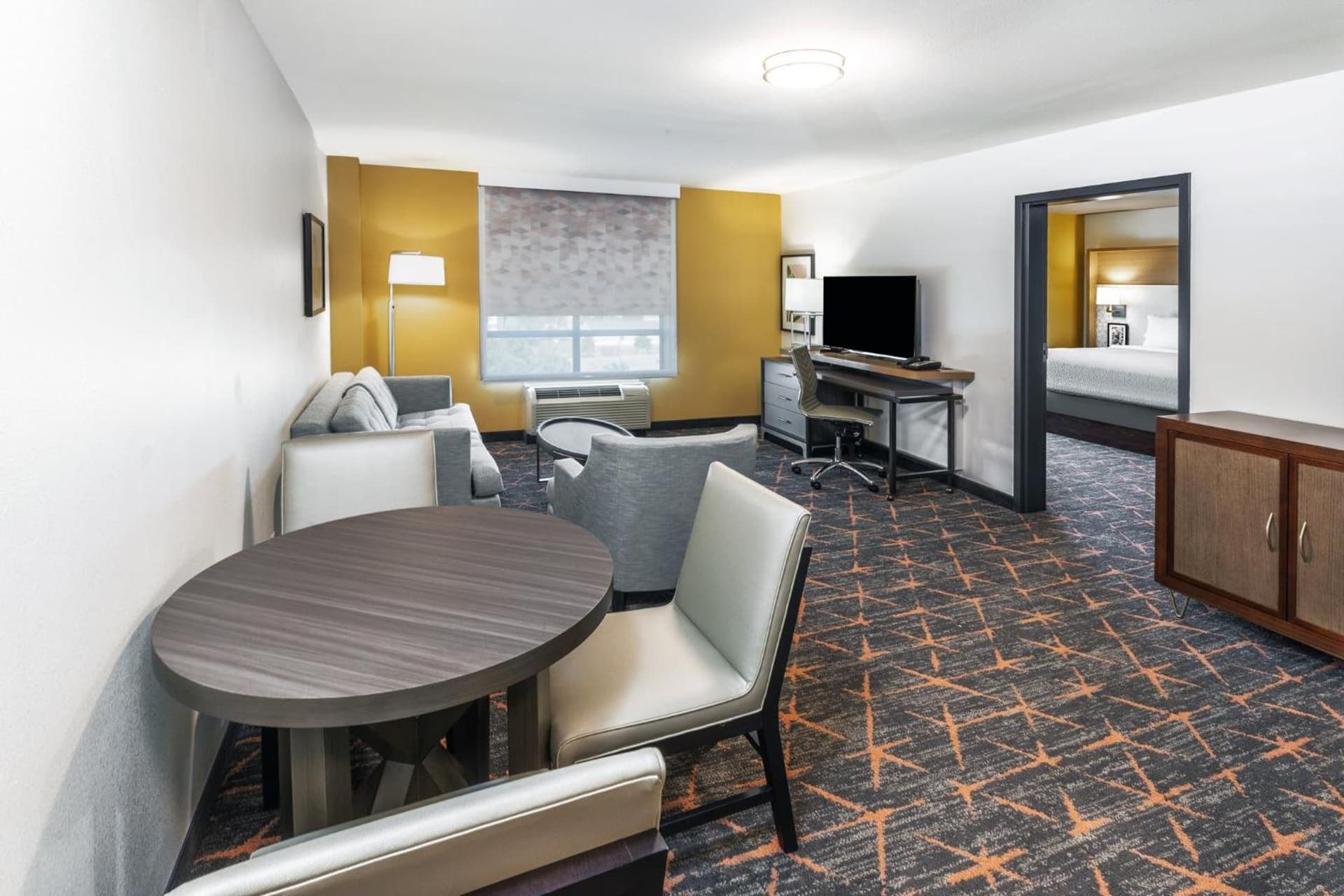Holiday Inn Hotel & Suites Tulsa South by IHG gallery photo in Tulsa, OK — image 53
