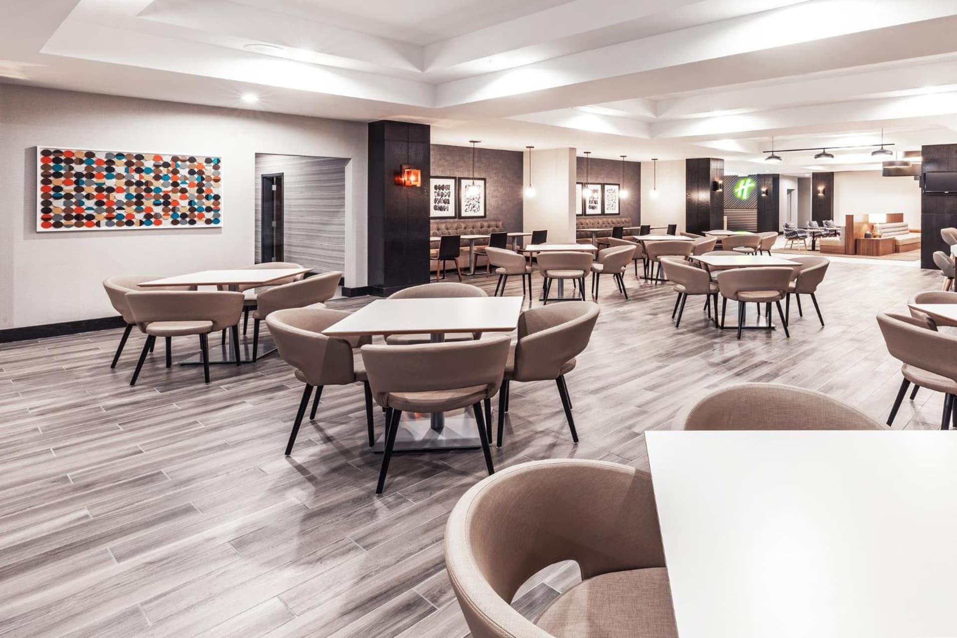 Holiday Inn Hotel & Suites Tulsa South by IHG gallery photo in Tulsa, OK — image 22
