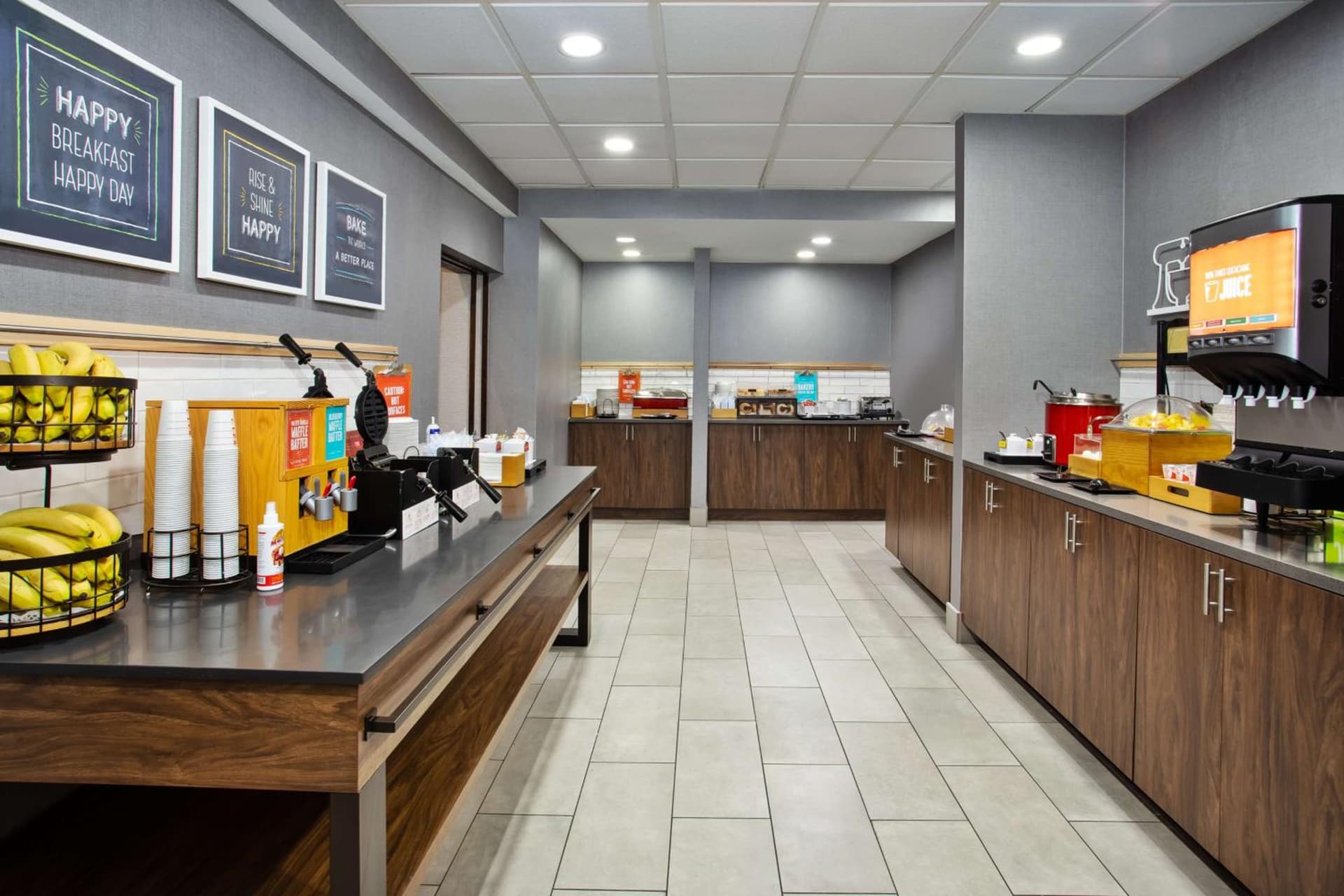 Hampton Inn & Suites Cape Coral / Fort Myers gallery photo in Cape Coral, FL — image 15