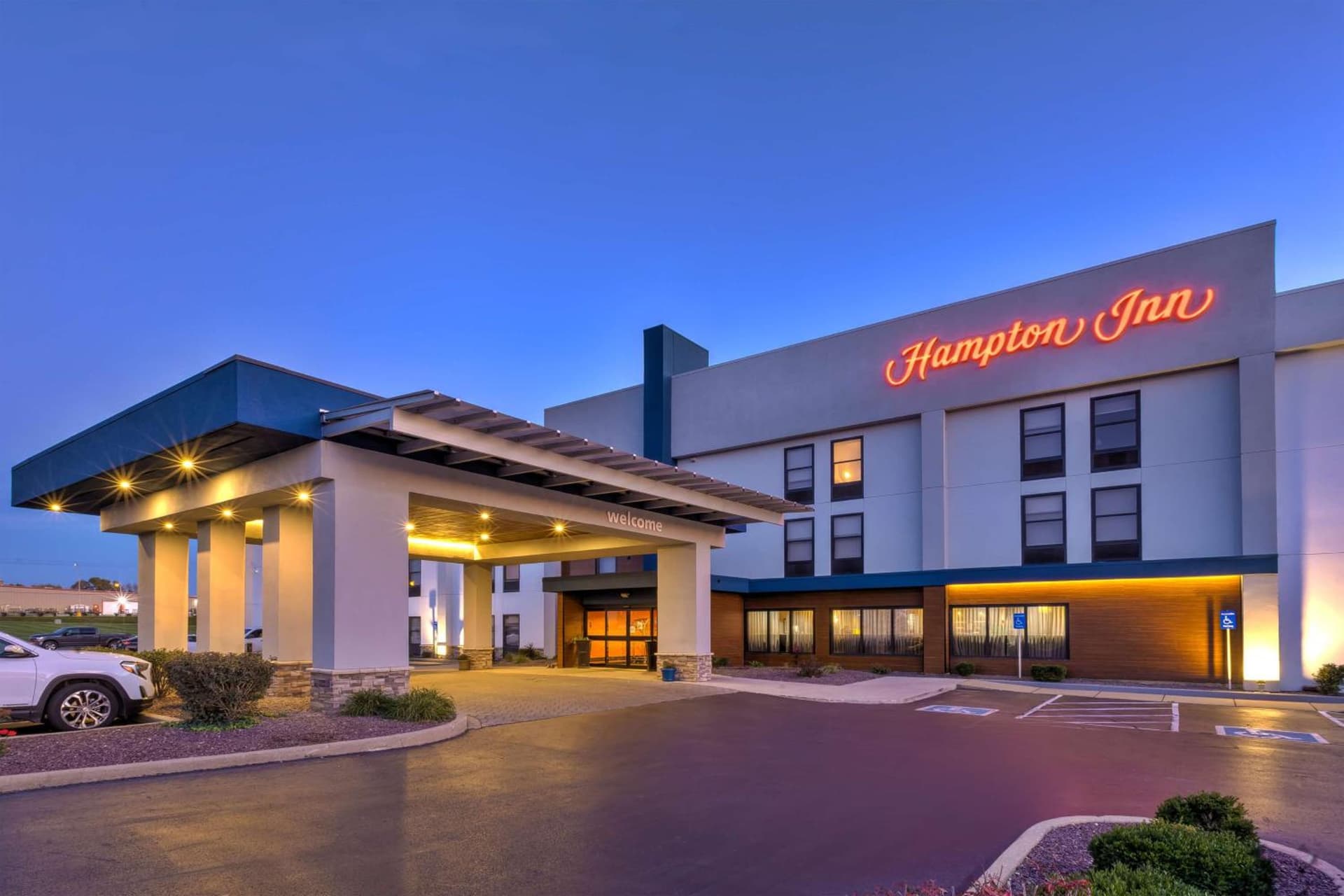 Hampton Inn Princeton interior in Princeton, IN — gallery photo 2