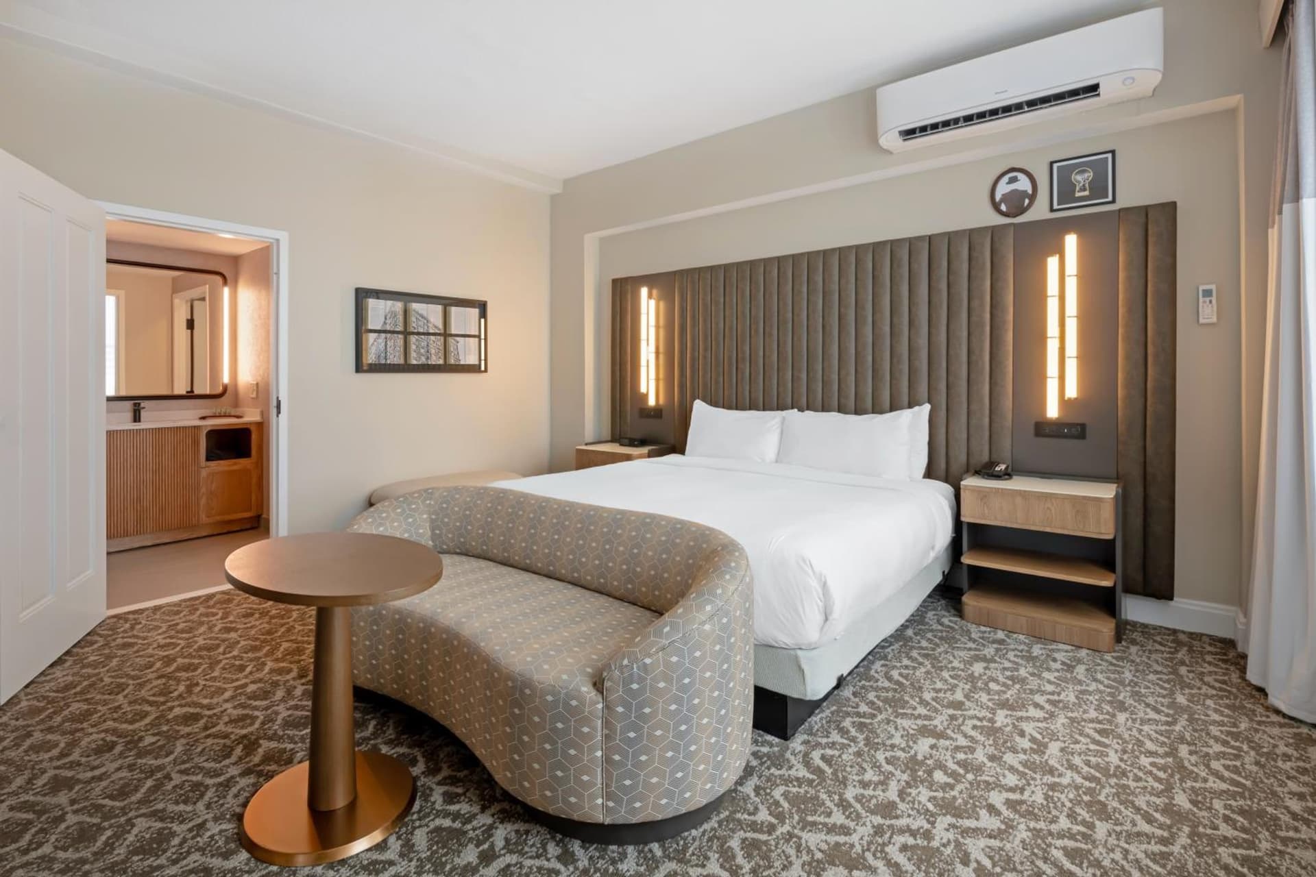 Hotel Flor Tampa Downtown, Tapestry Collection By Hilton gallery photo in Tampa, FL — image 22