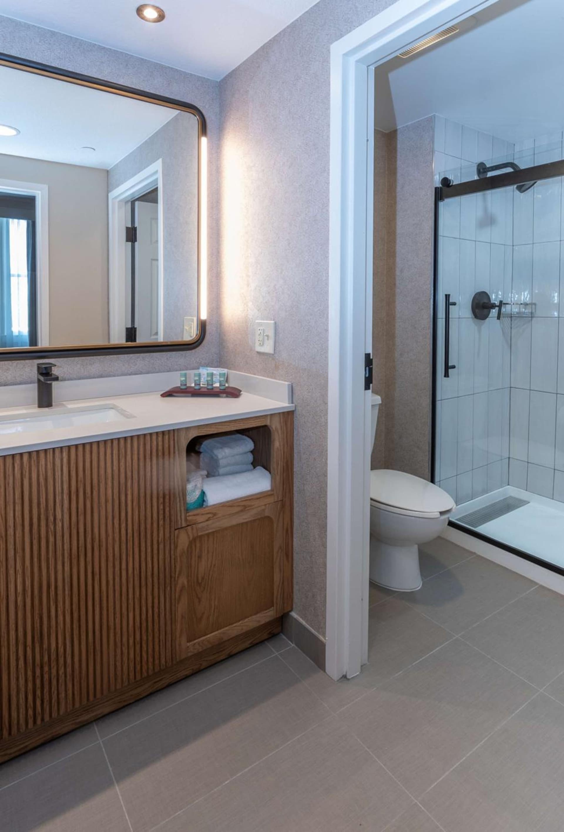 Hotel Flor Tampa Downtown, Tapestry Collection By Hilton gallery photo in Tampa, FL — image 26