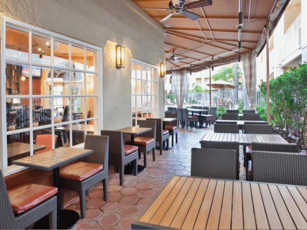 Hotel San Diego-Rancho Bernardo property views in San Diego, CA — gallery photo 3