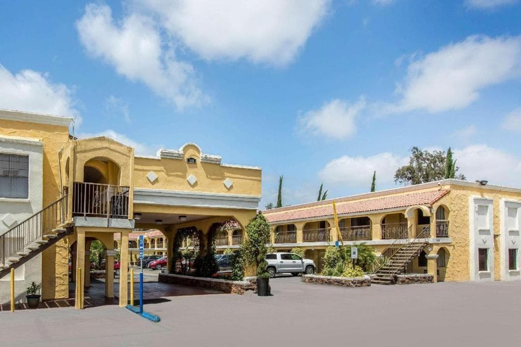 El Cajon San Diego East — hotel in El Cajon, California