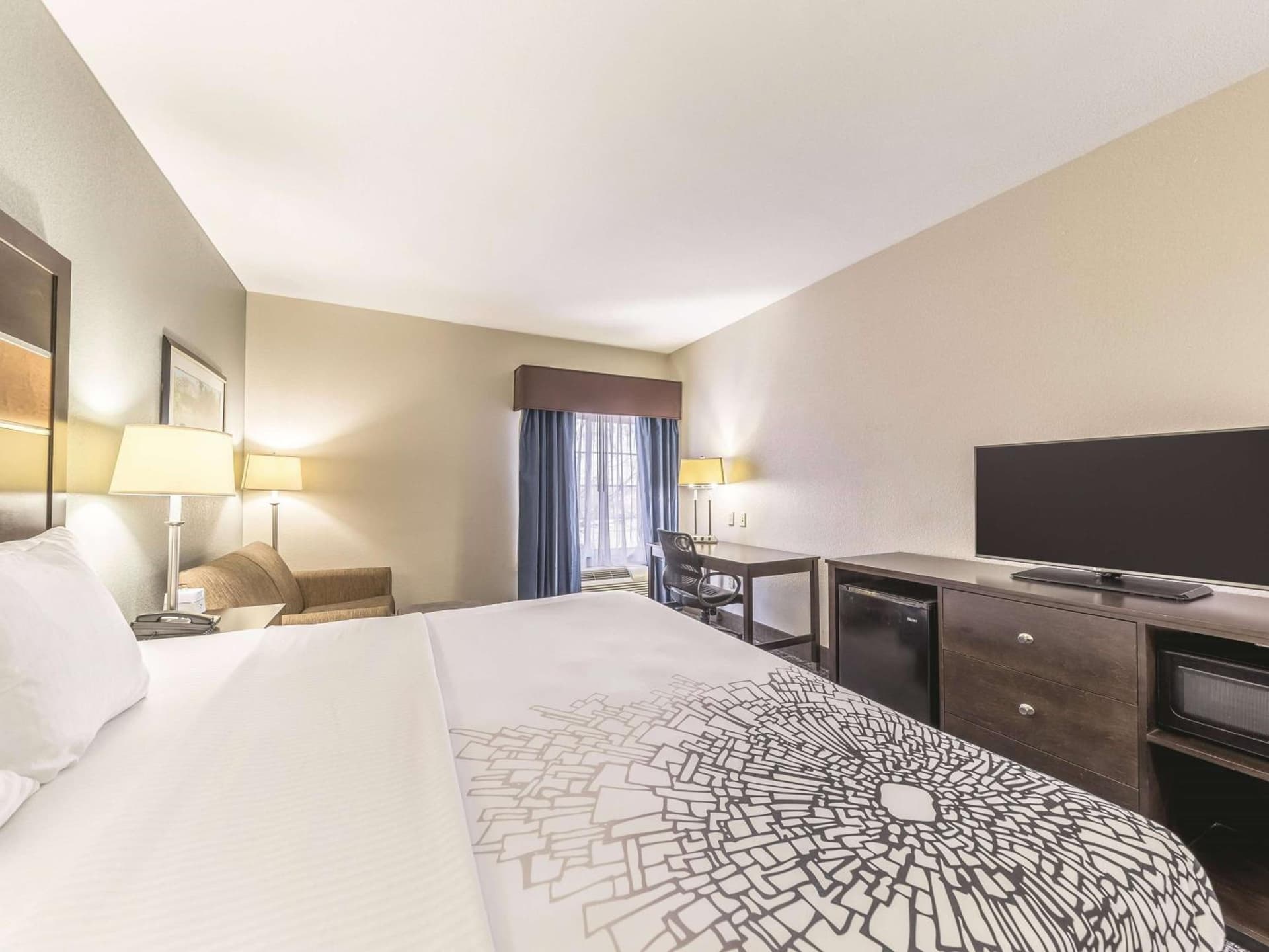 La Quinta by Wyndham Tulsa - Catoosa gallery photo in Catoosa, OK — image 23