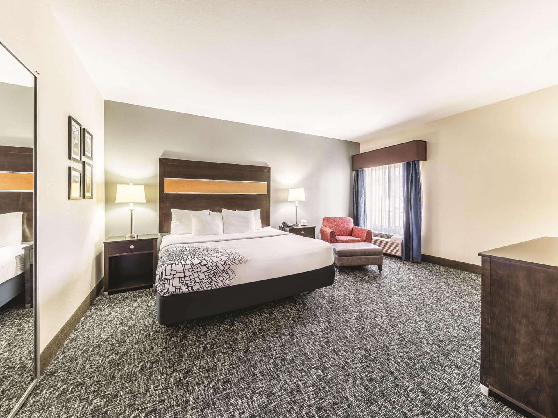 La Quinta by Wyndham Tulsa - Catoosa gallery photo in Catoosa, OK — image 21