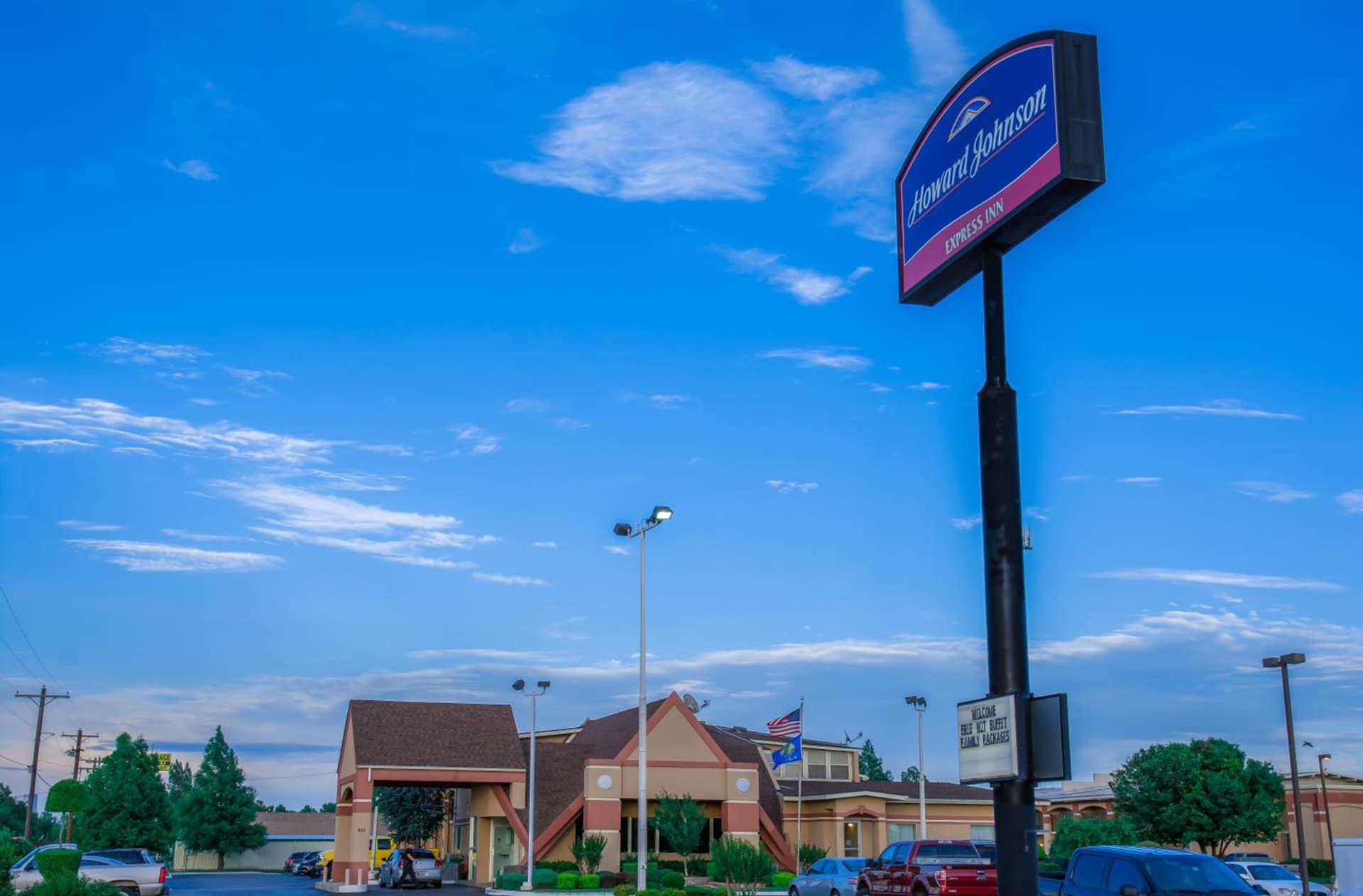 Howard Johnson by Wyndham Oklahoma City OKC Airport, Fairgrounds, I40 gallery photo in Oklahoma City, OK — image 40