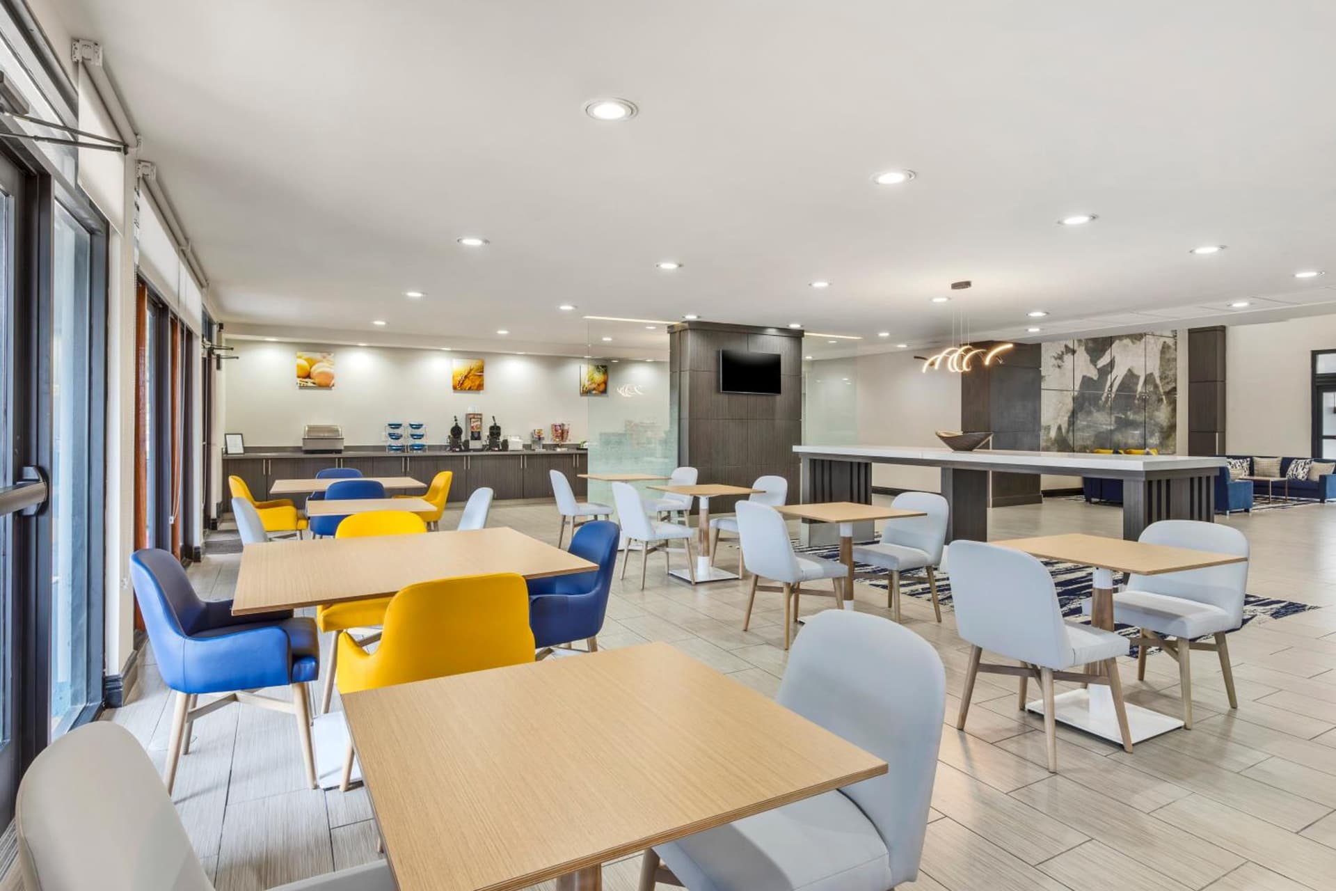 Comfort Inn & Suites Irving Las Colinas DFW gallery photo in Irving, TX — image 20