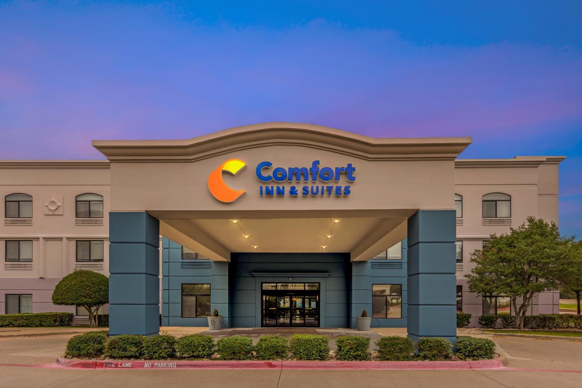 Comfort Inn & Suites Irving Las Colinas DFW gallery photo in Irving, TX — image 7