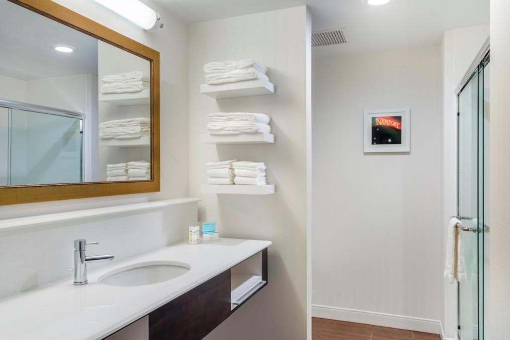 Hampton Inn & Suites Newport/Cincinnati, KY gallery photo in Newport, KY — image 29