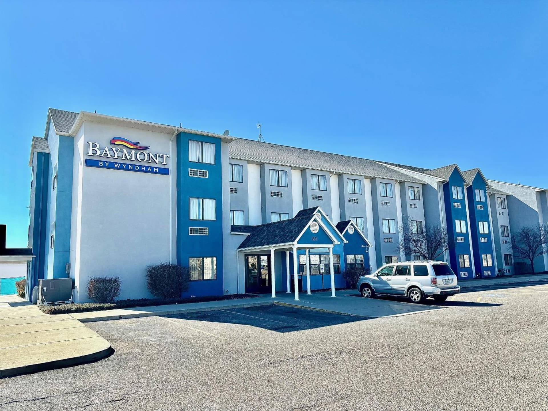 Baymont by Wyndham Farmington featured exterior or lobby in Farmington, NM — similar hotel