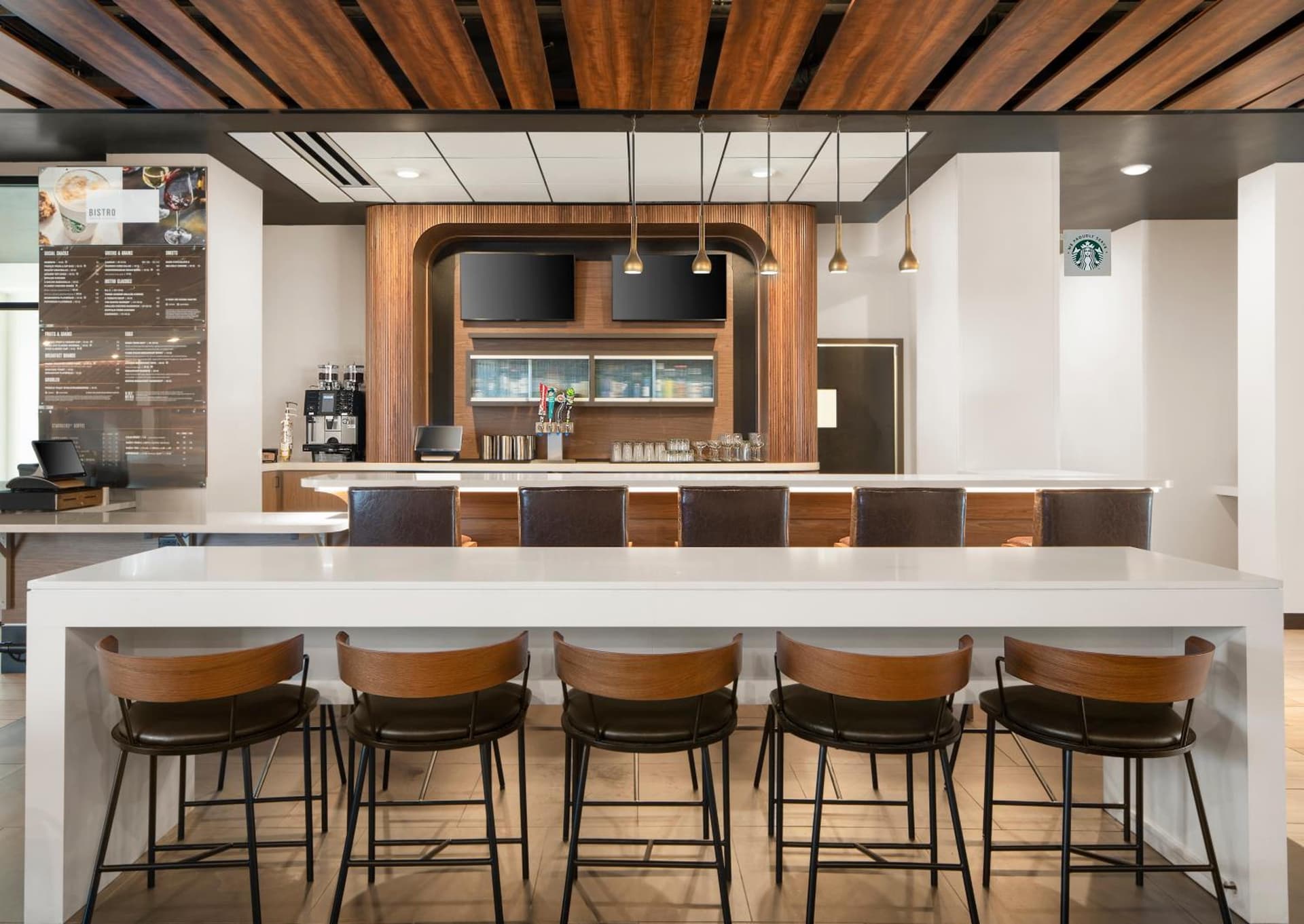Courtyard by Marriott Seattle SeaTac Airport gallery photo in Seattle, WA — image 5