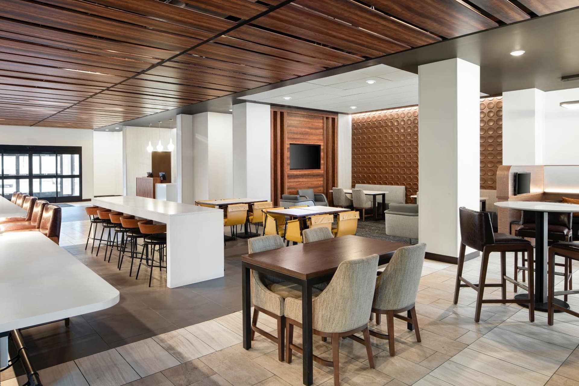 Courtyard by Marriott Seattle SeaTac Airport gallery photo in Seattle, WA — image 46