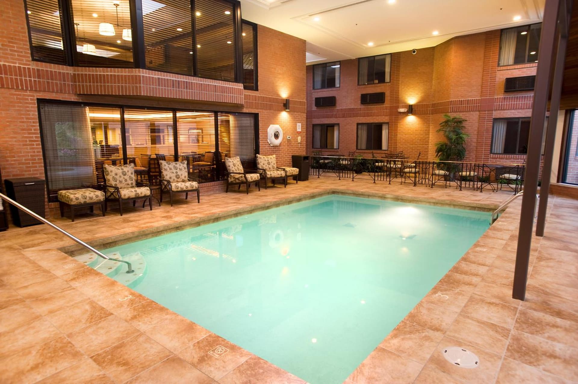 Ann Arbor Regent Hotel and Suites gallery photo in Ann Arbor, MI — image 6