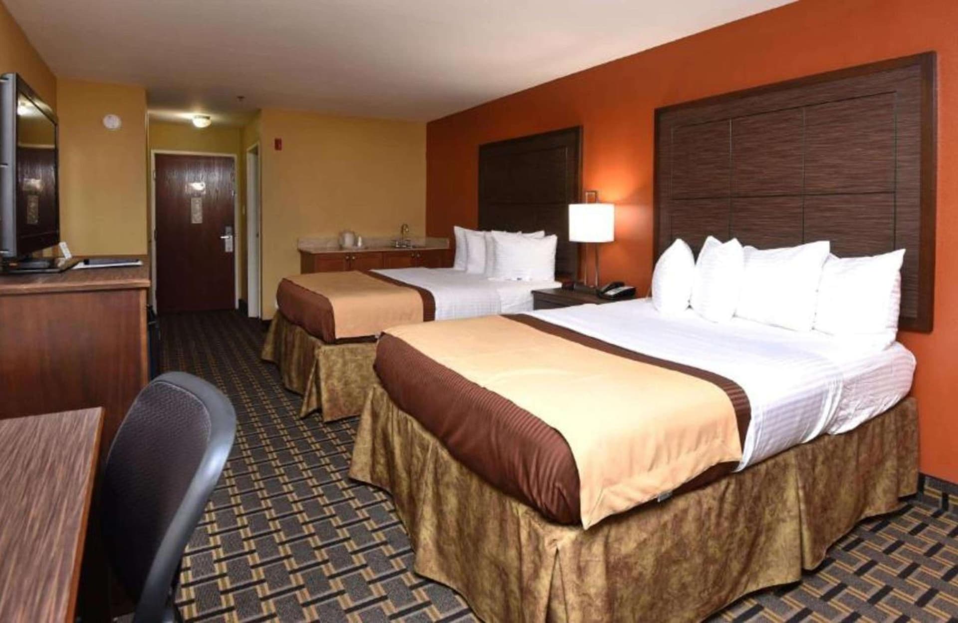 Best Western Zachary Inn property views in Zachary, LA — gallery photo 3