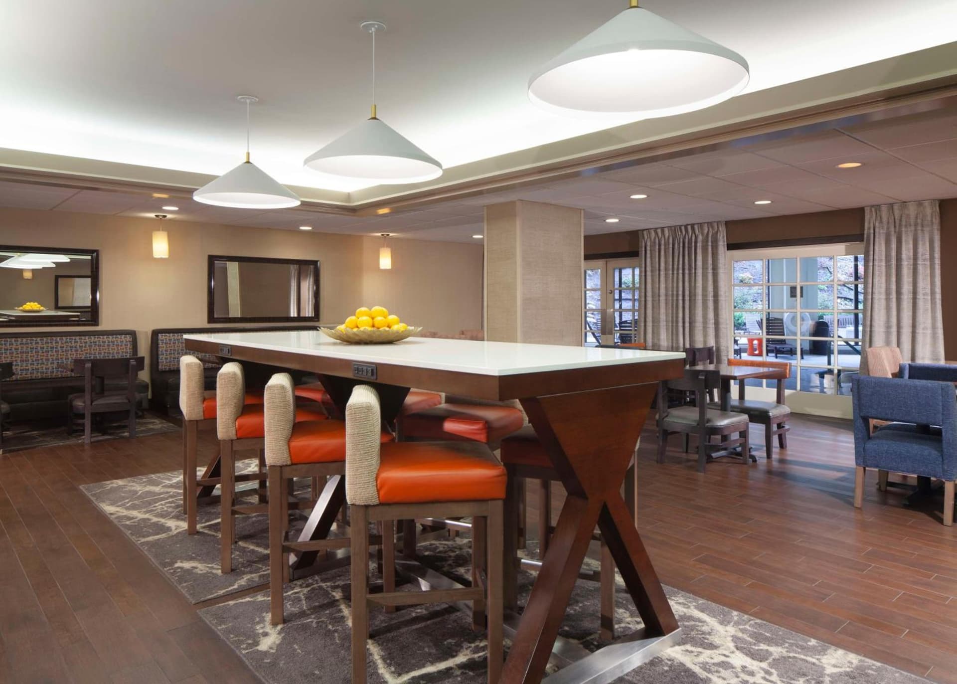 Hampton Inn Charleston-Southridge gallery photo in Charleston, WV — image 13