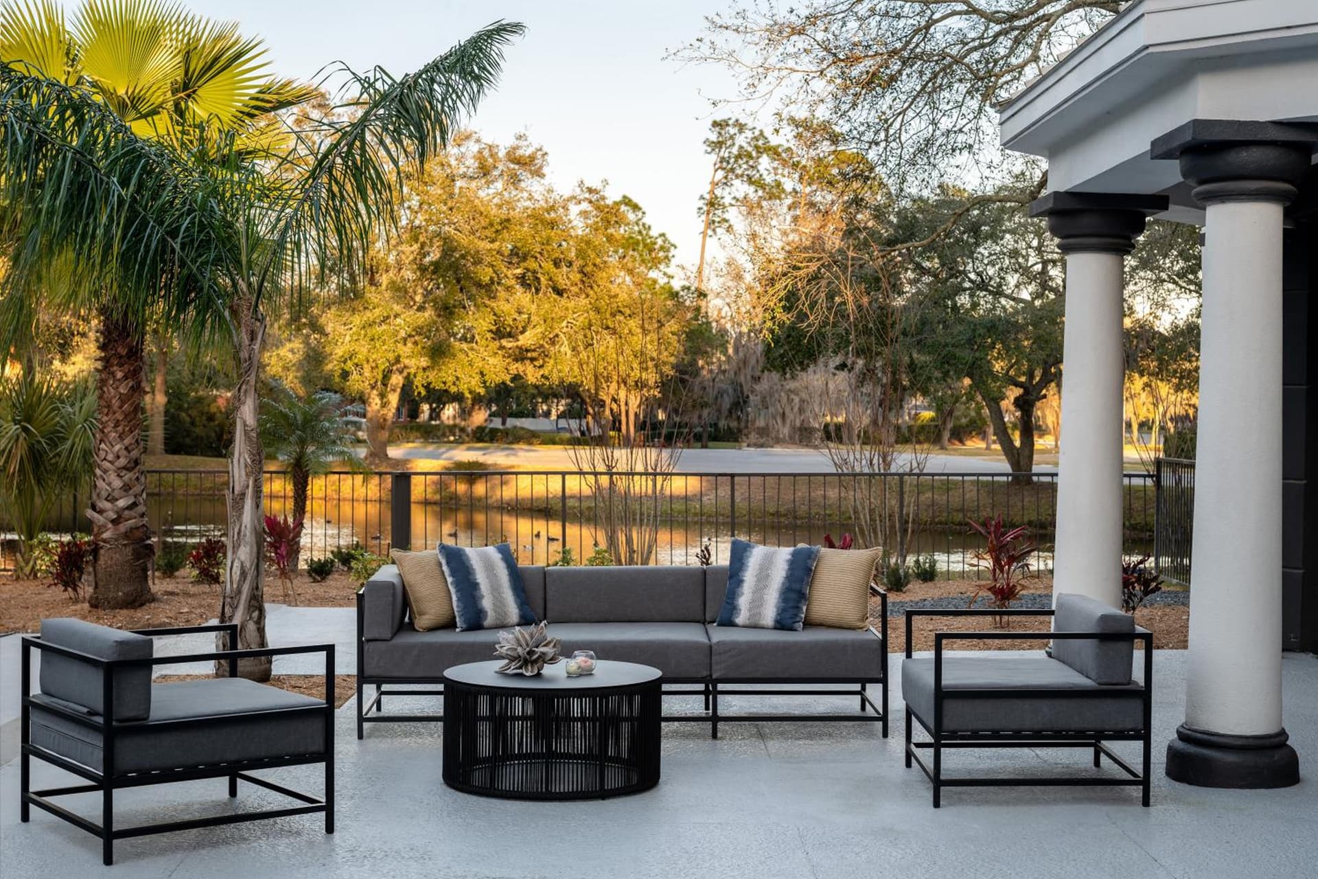 Delta Hotels by Marriott Jacksonville Deerwood gallery photo in Jacksonville, FL — image 33