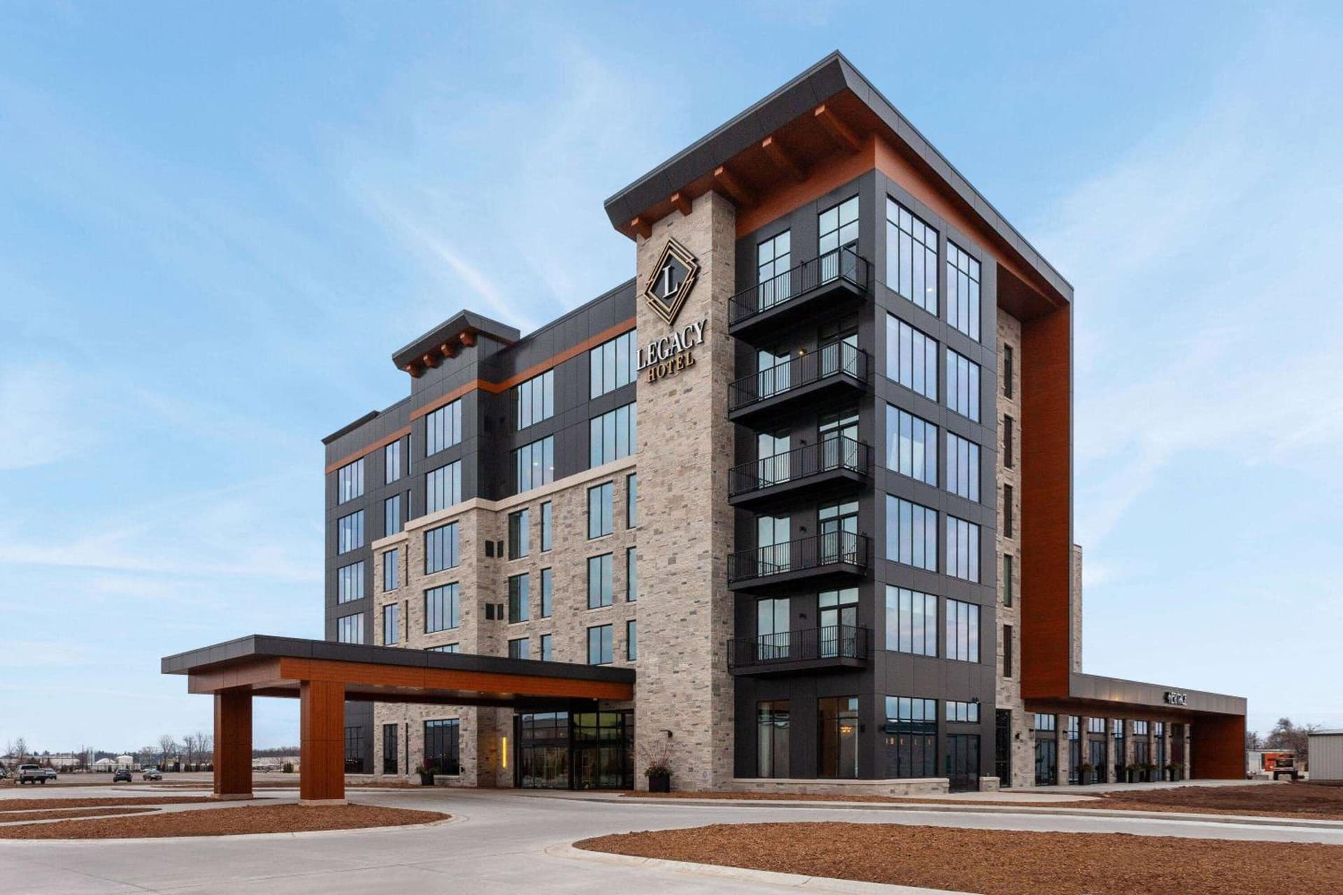 Legacy Hotel, Trademark Collection by Wyndham featured exterior or lobby in Green Bay, WI — similar hotel