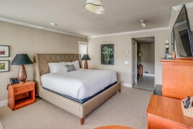 Cannon Beach Hotel Collection interior in Cannon Beach, OR — gallery photo 2