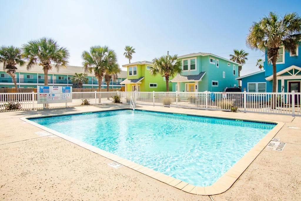Seas the Day at Royal Palms interior in Port Aransas, TX — gallery photo 2