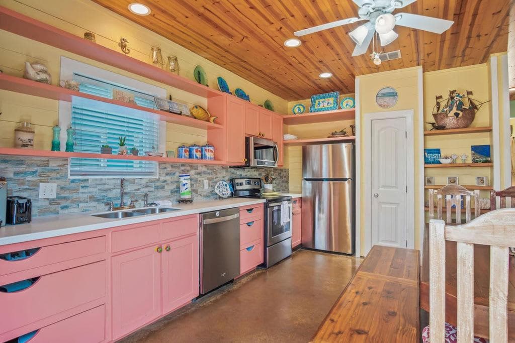 Seas the Day at Royal Palms property views in Port Aransas, TX — gallery photo 3