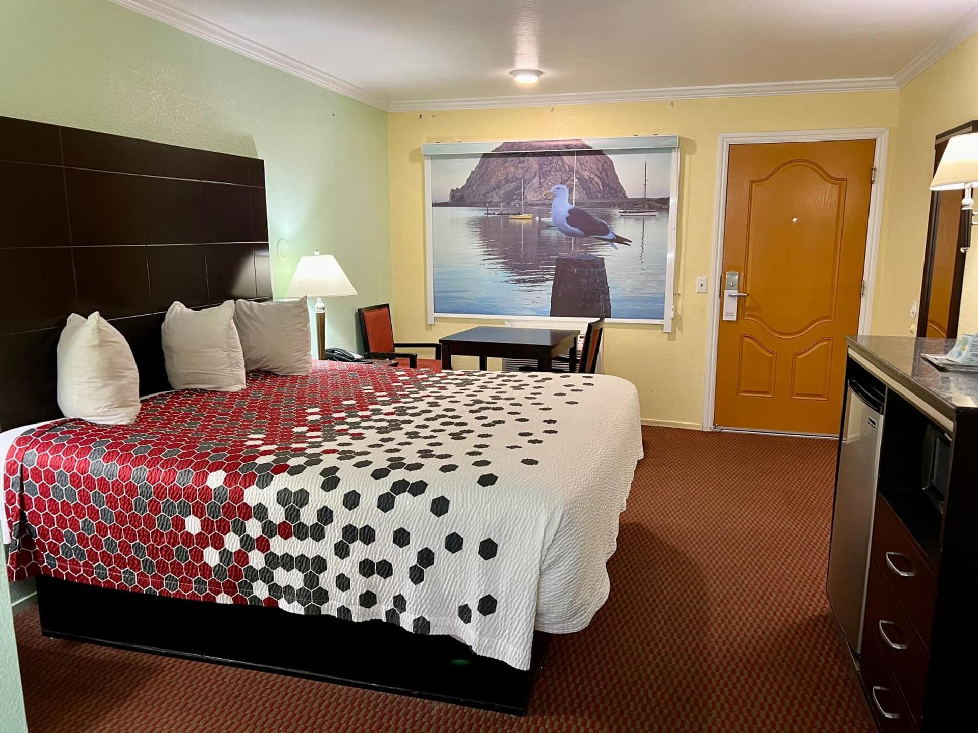 Morro Bay Beach Inn - Morro Bay gallery photo in Morro Bay, CA — image 9