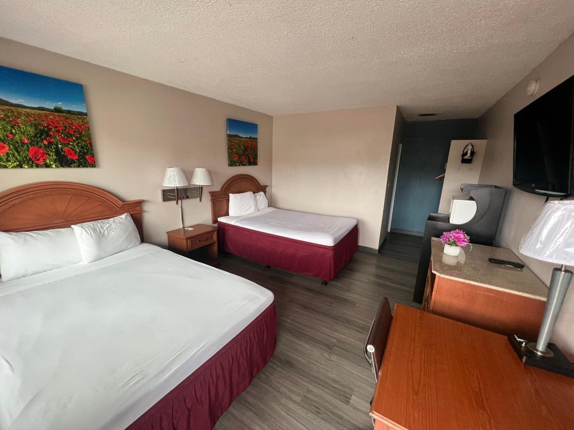 Days Inn by Wyndham Chico gallery photo in Chico, CA — image 7
