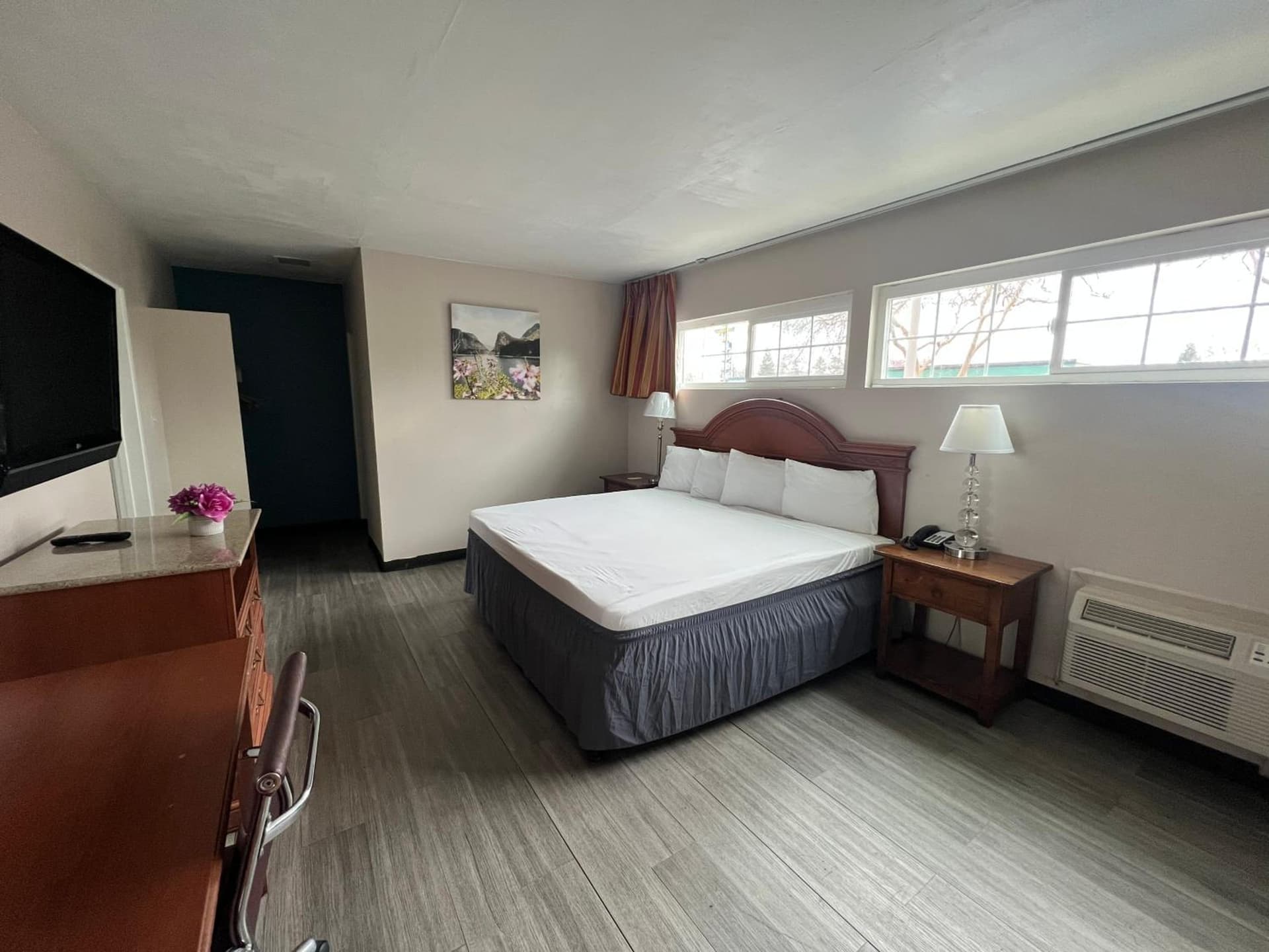 Days Inn by Wyndham Chico gallery photo in Chico, CA — image 12