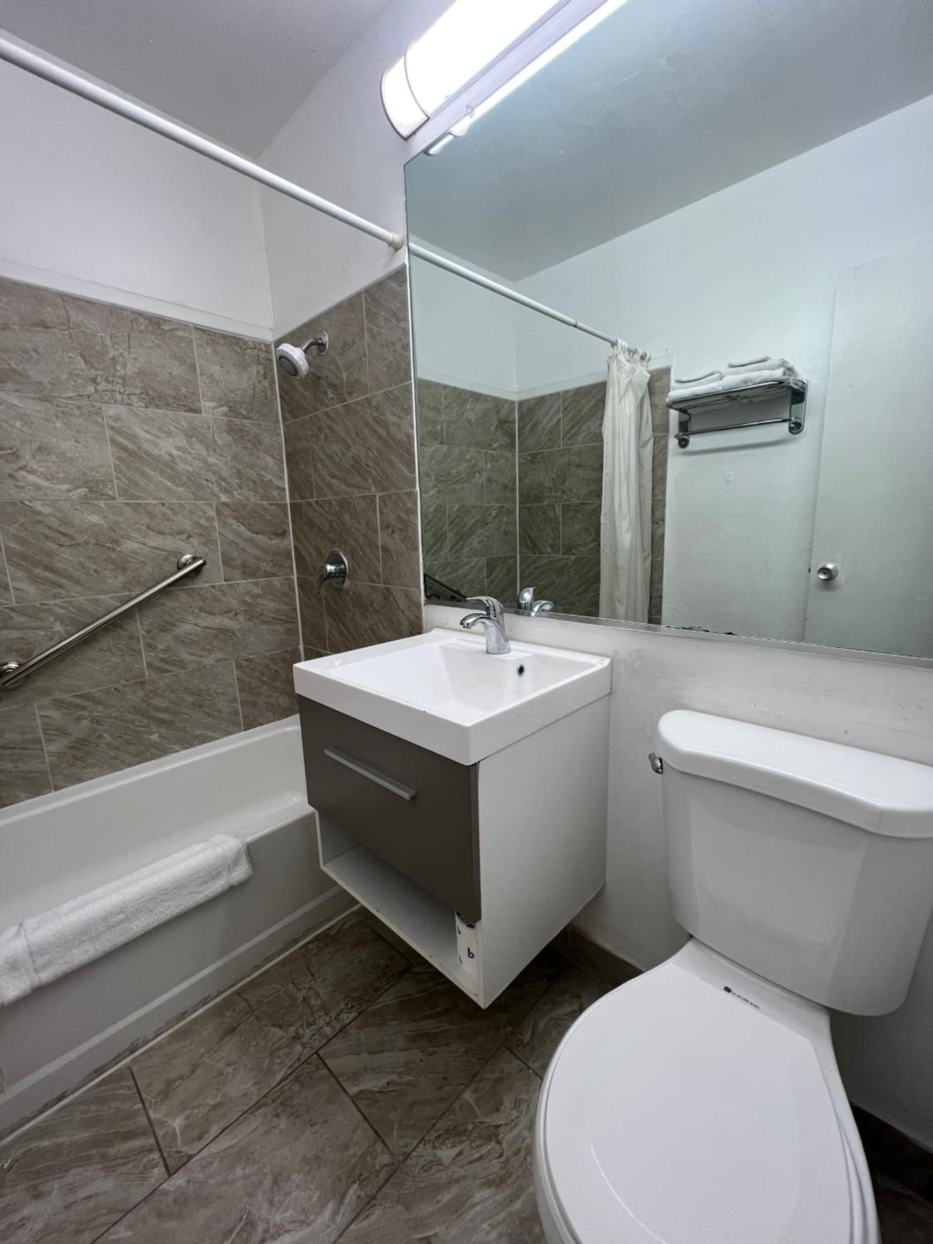 Days Inn by Wyndham Chico property views in Chico, CA — gallery photo 3