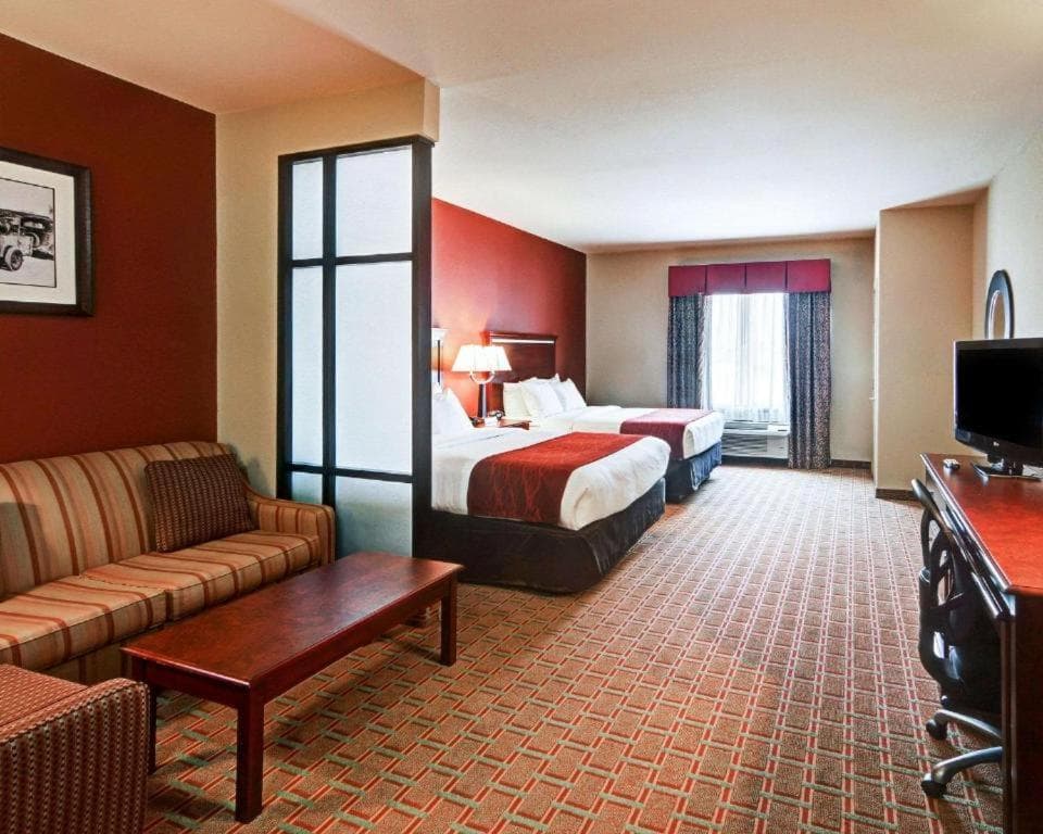 Comfort Suites Lake Worth gallery photo in Fort Worth, TX — image 13