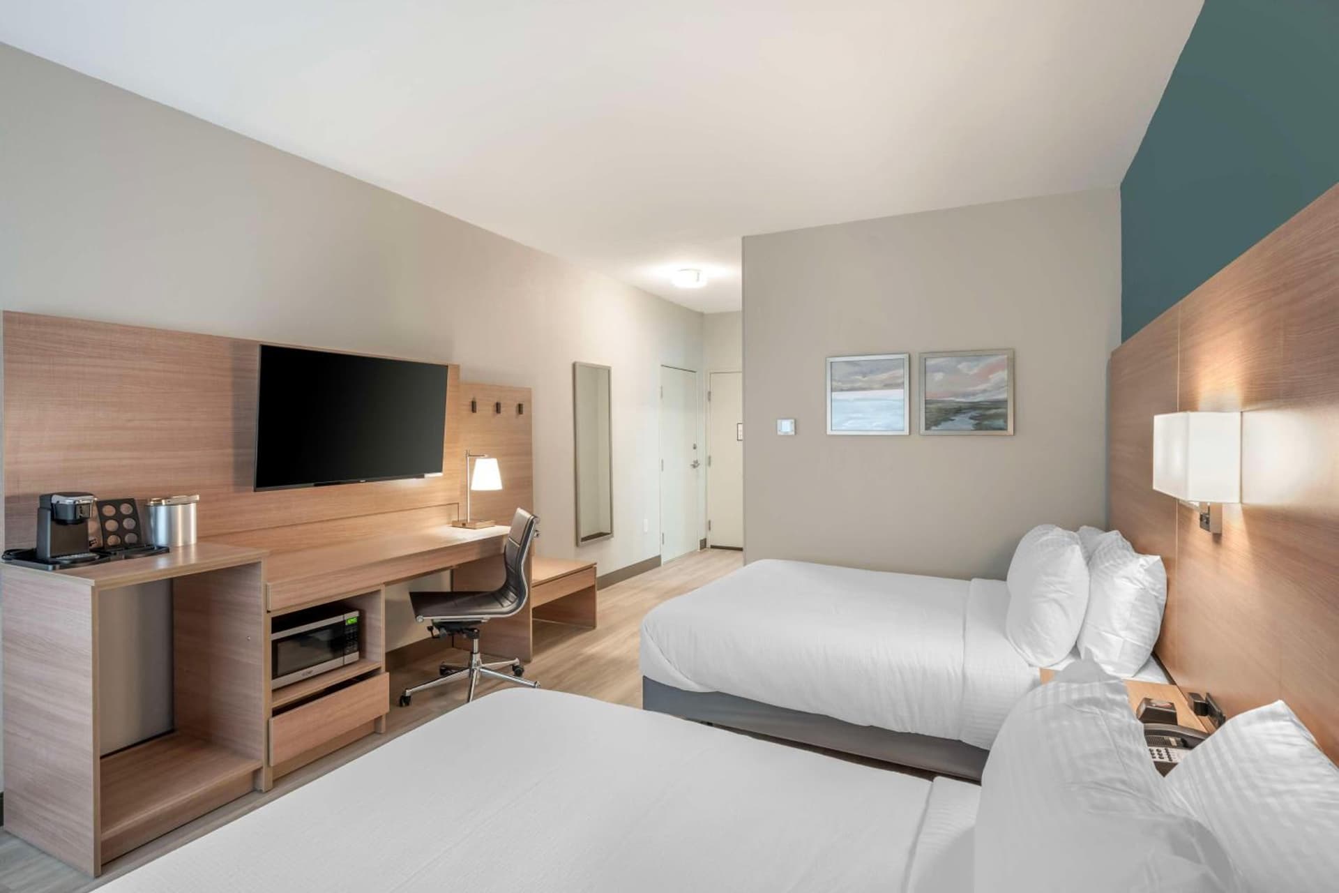 Best Western River Cities interior in Ashland, KY — gallery photo 2