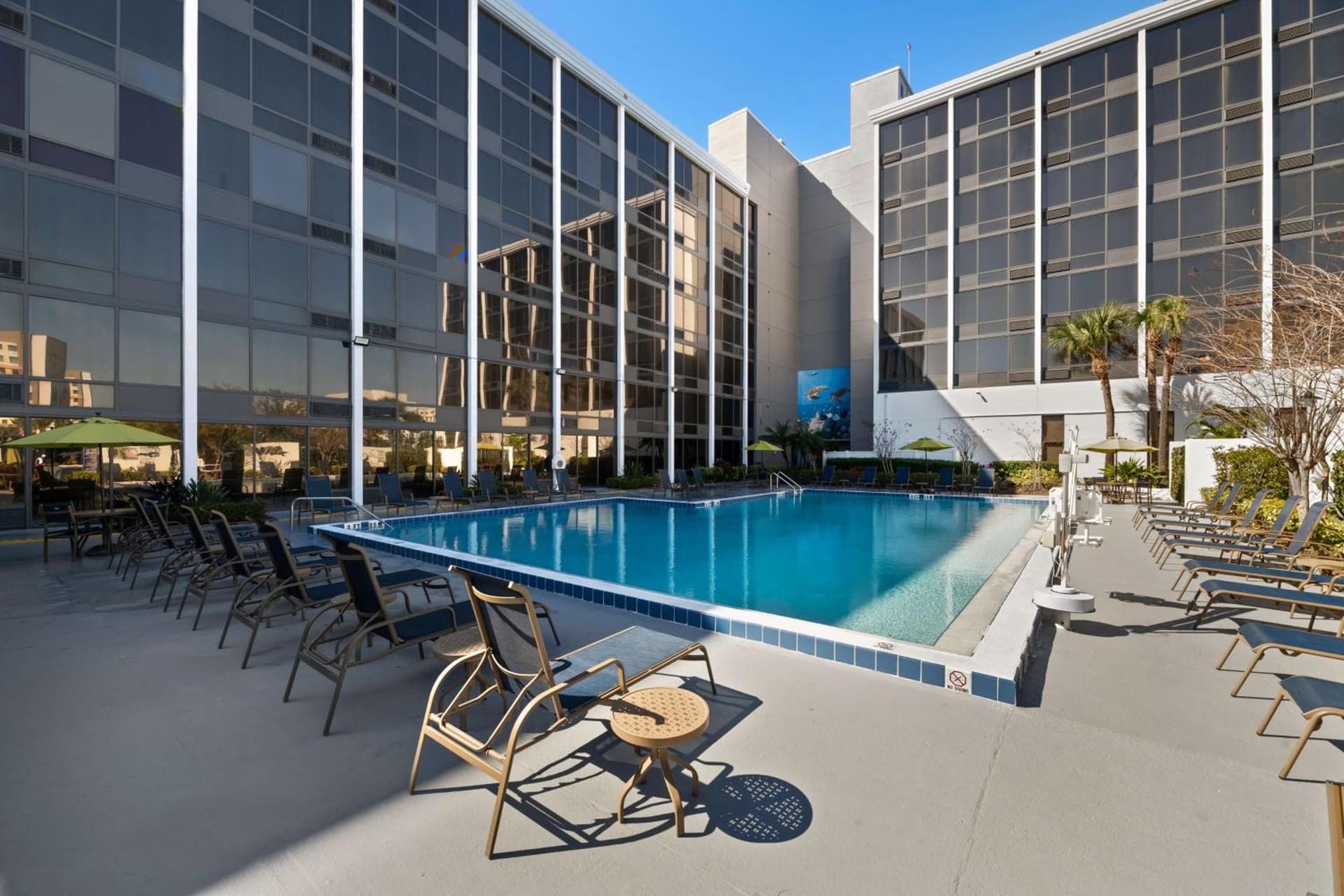Best Western Orlando Gateway Hotel interior in Orlando, FL — gallery photo 2