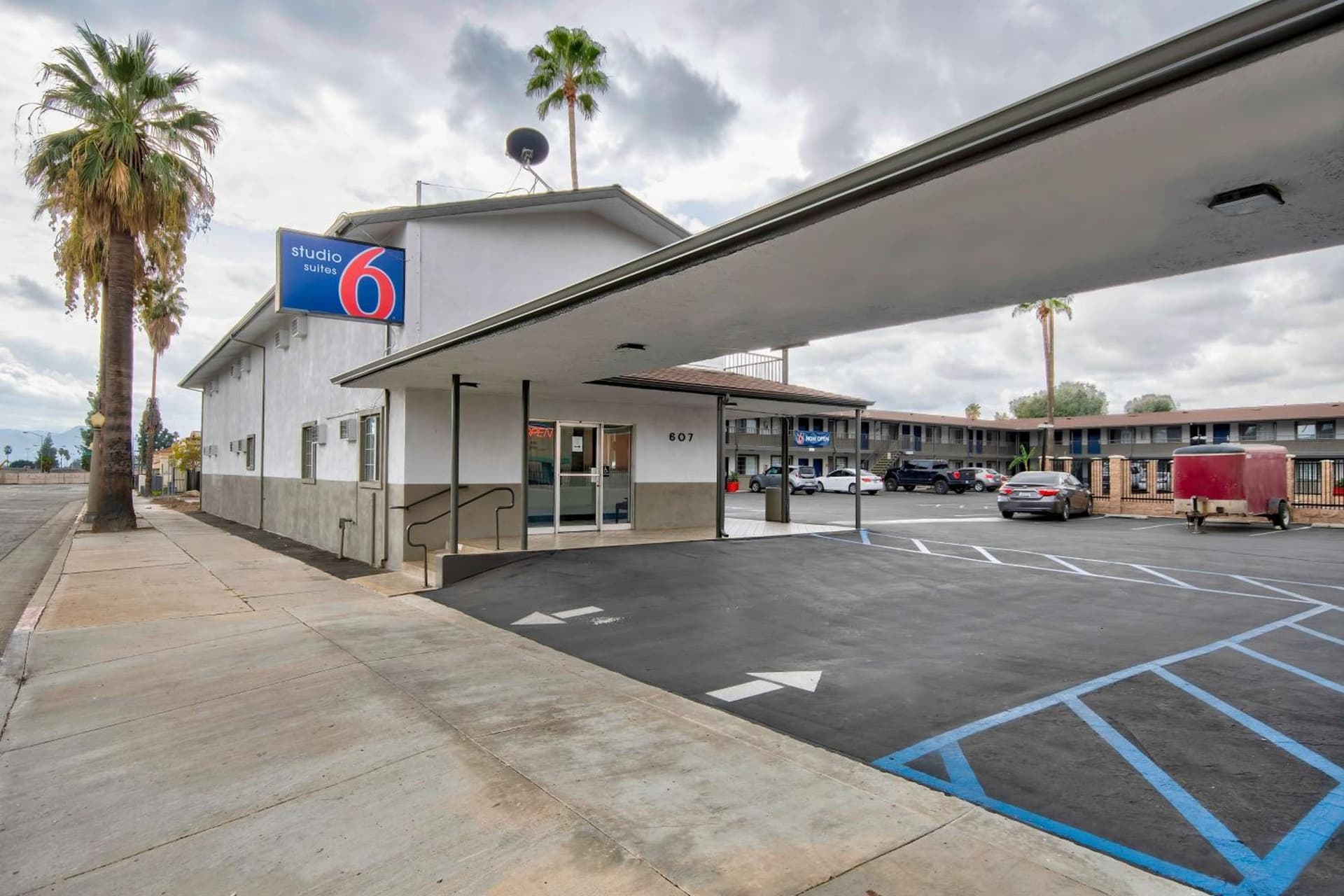 Studio 6 Suites San Bernardino, CA gallery photo in San Bernardino, CA — image 22