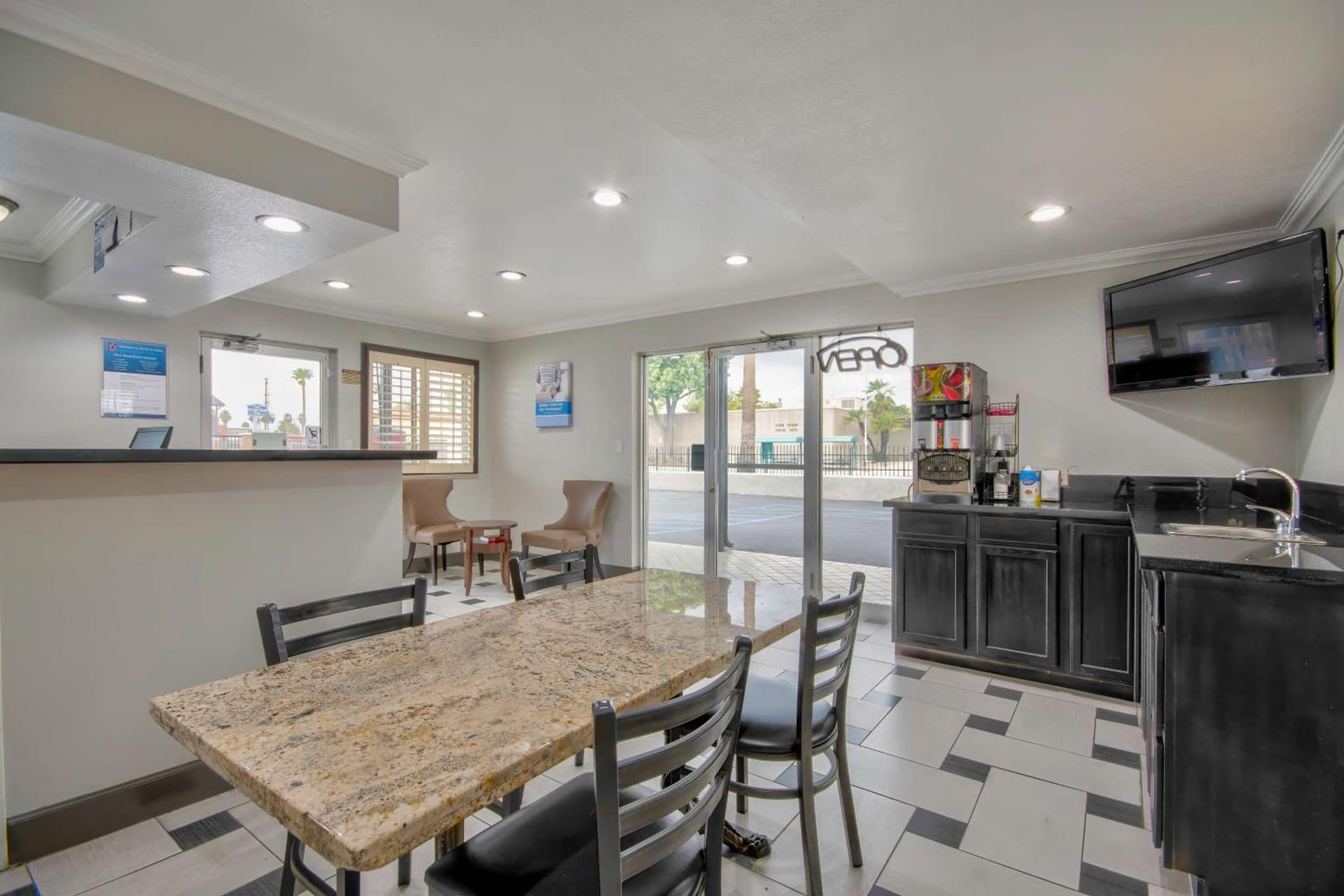 Studio 6 Suites San Bernardino, CA gallery photo in San Bernardino, CA — image 45