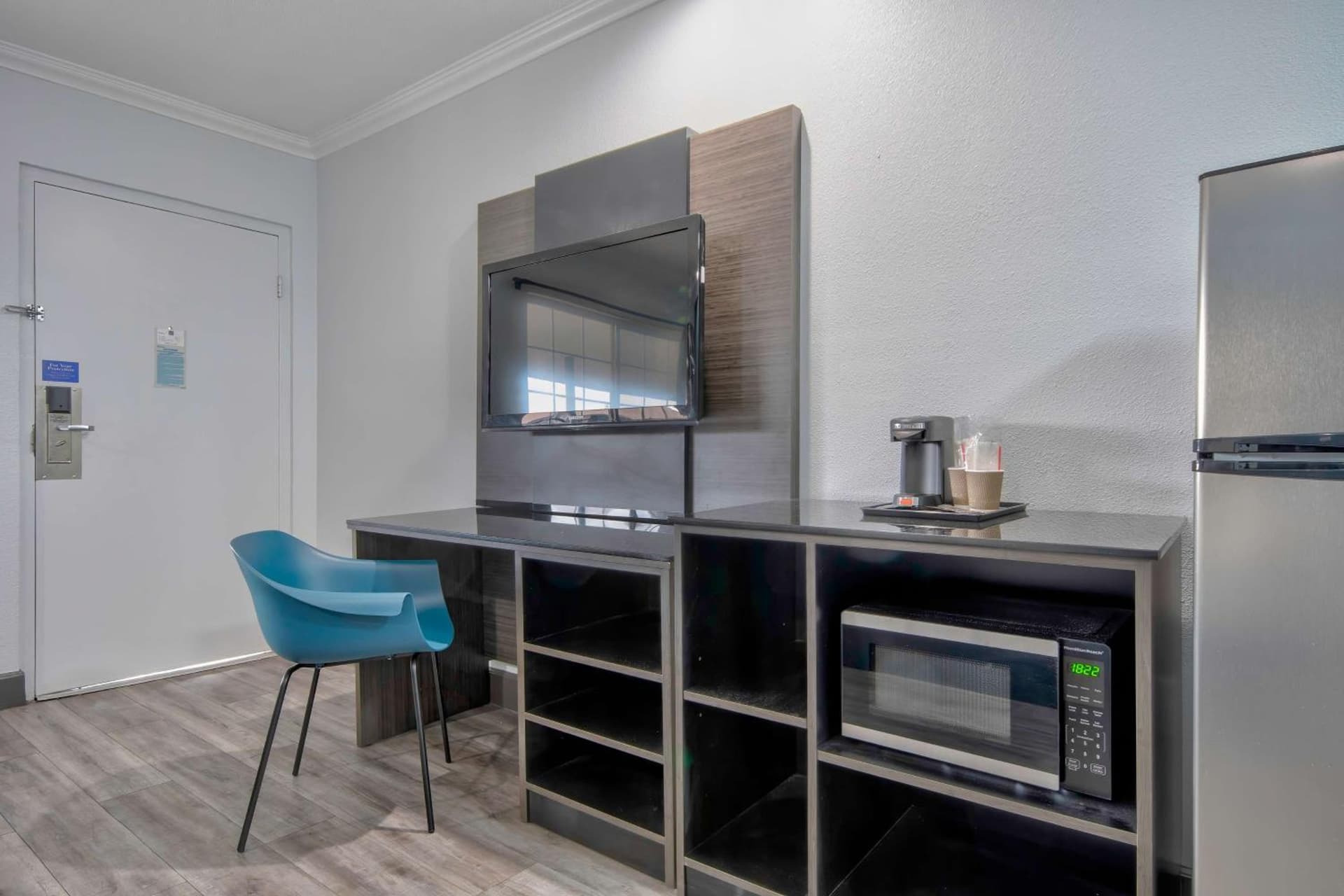 Studio 6 Suites San Bernardino, CA gallery photo in San Bernardino, CA — image 19