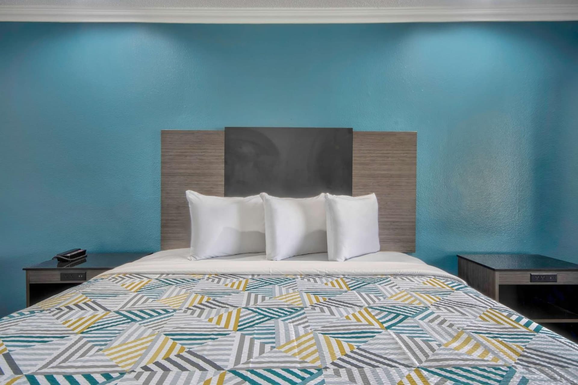 Studio 6 Suites San Bernardino, CA gallery photo in San Bernardino, CA — image 11